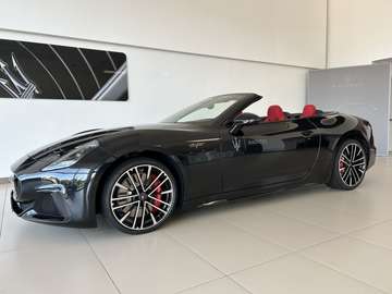 GranCabrio V6 550 CV AWD Trofeo
