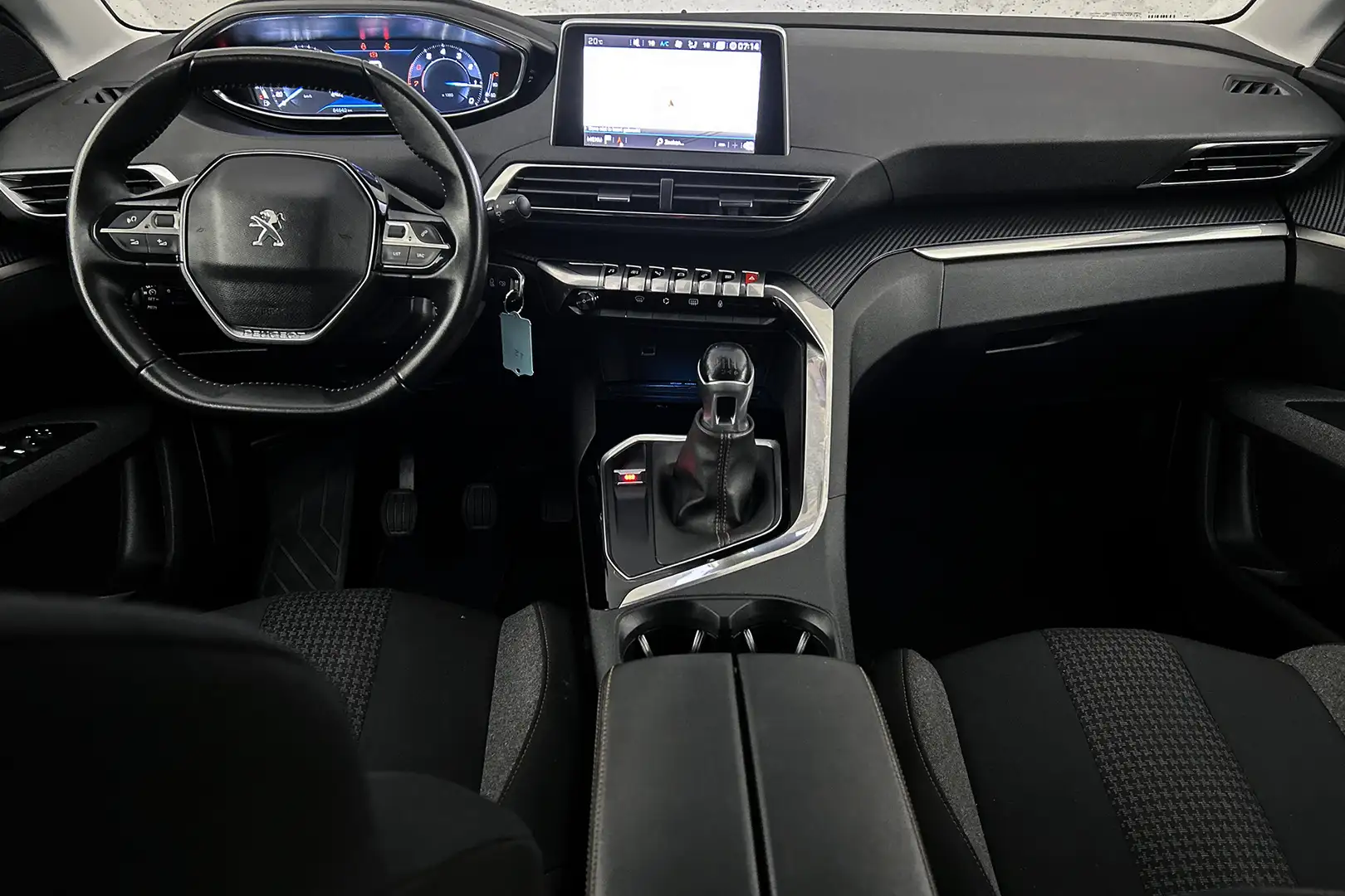 Peugeot 5008 1.2 PureTech Blue Lease Executive | Camera | Trekh Schwarz - 2