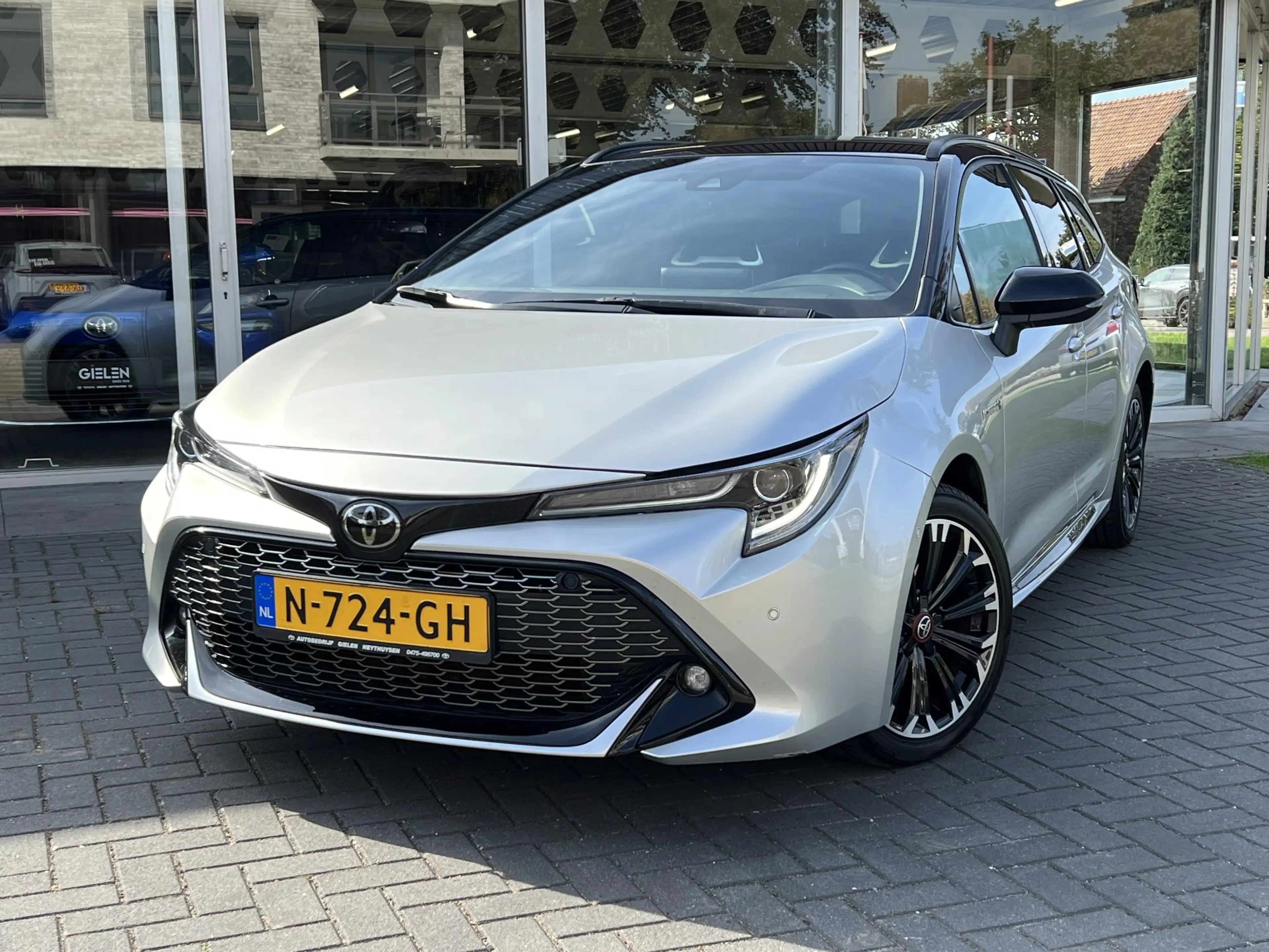 Toyota Corolla Touring Sports 1.8 Hybrid GR-Sport | Eerste eigena — photo 2