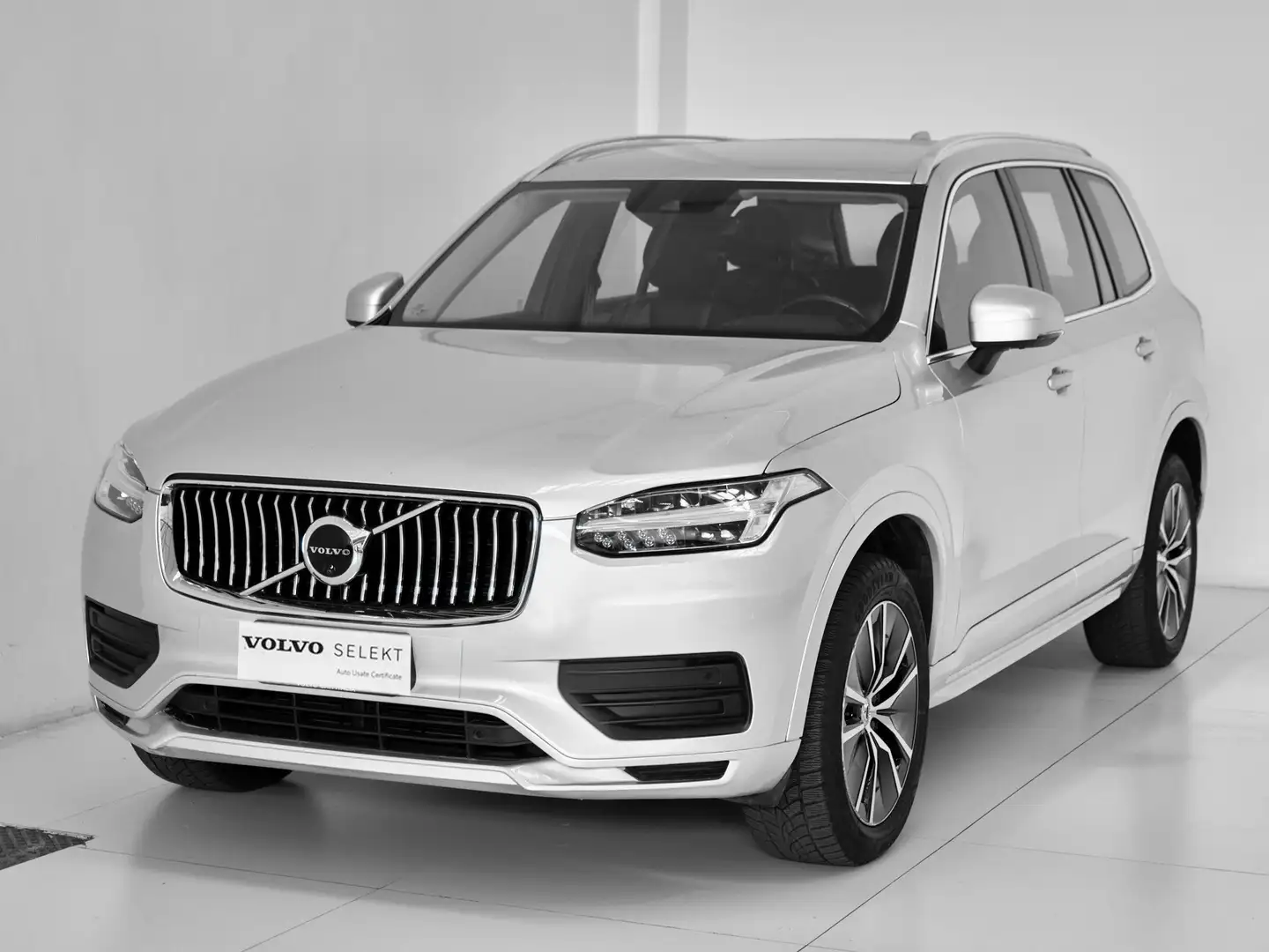 Volvo XC90 XC90 2.0 b5 Momentum awd 7posti geartronic Argintiu - 1