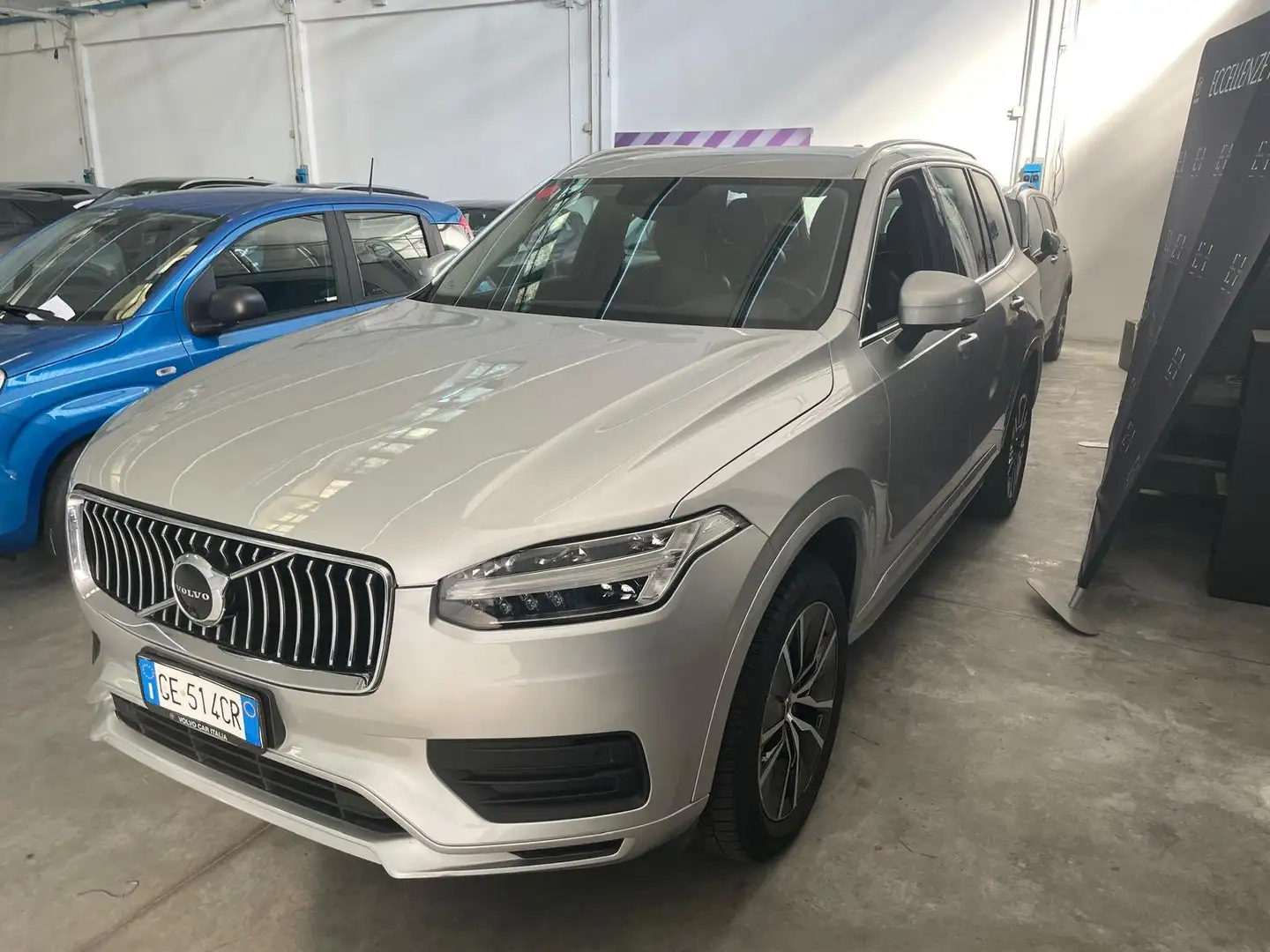 Volvo XC90 XC90 2.0 b5 Momentum awd 7posti geartronic Argento - 1