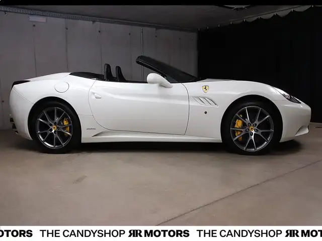 Ferrari California *Racing_Seats*Bianco_Avus*Service_Neu* Ansicht 3