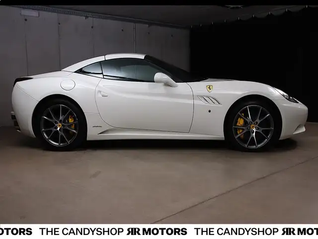 Ferrari California *Racing_Seats*Bianco_Avus*Service_Neu* Ansicht 5