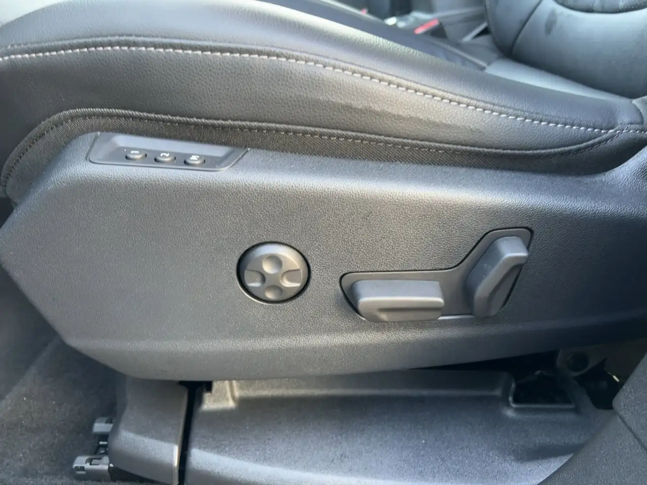 Opel Grandland ULTIMATE Plug-IN HYBRID 8 FACH BEREIFT, миниатюра 20