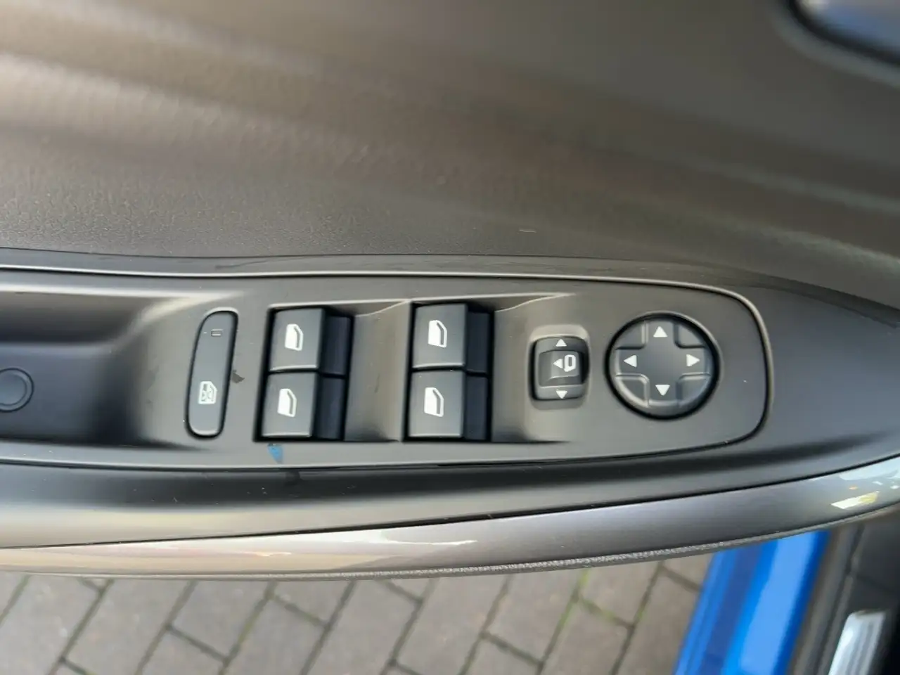 Opel Grandland ULTIMATE Plug-IN HYBRID 8 FACH BEREIFT, миниатюра 19
