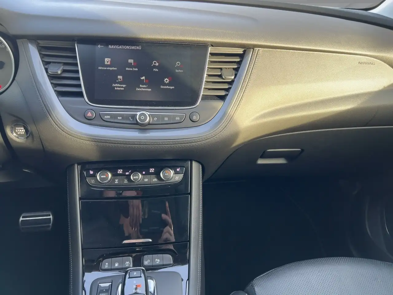 Opel Grandland ULTIMATE Plug-IN HYBRID 8 FACH BEREIFT, миниатюра 12