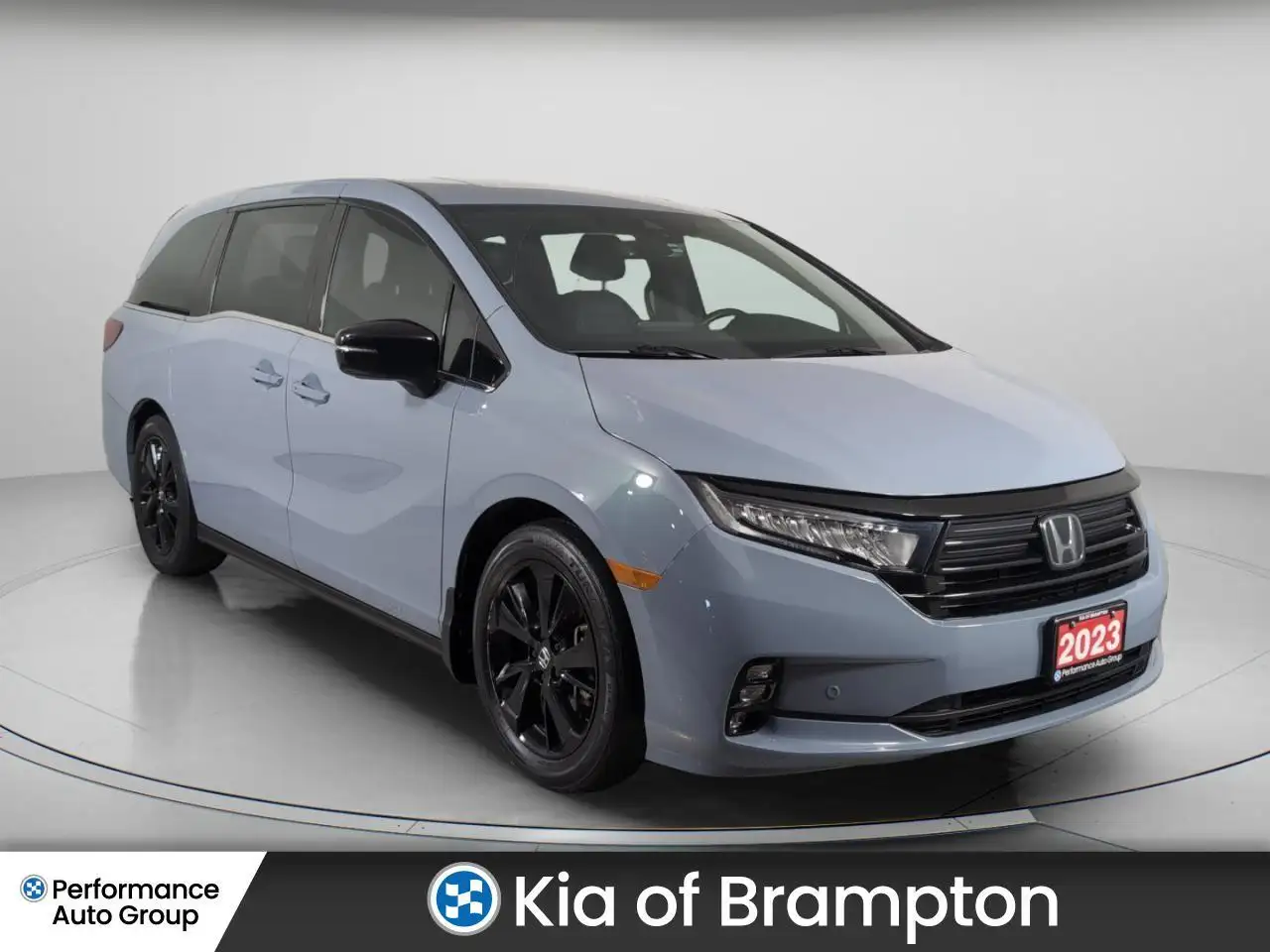 Honda Odyssey снимка Honda Odyssey