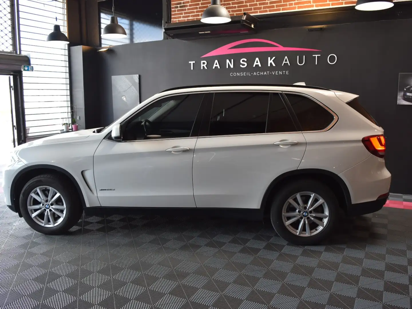 BMW X5 Lounge Plus A Blanco - 2