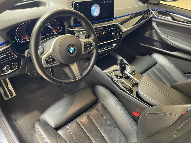 BMW 530 i M Sport *FACELIFT*Panorama*Head Up*H&K*360° — photo 10