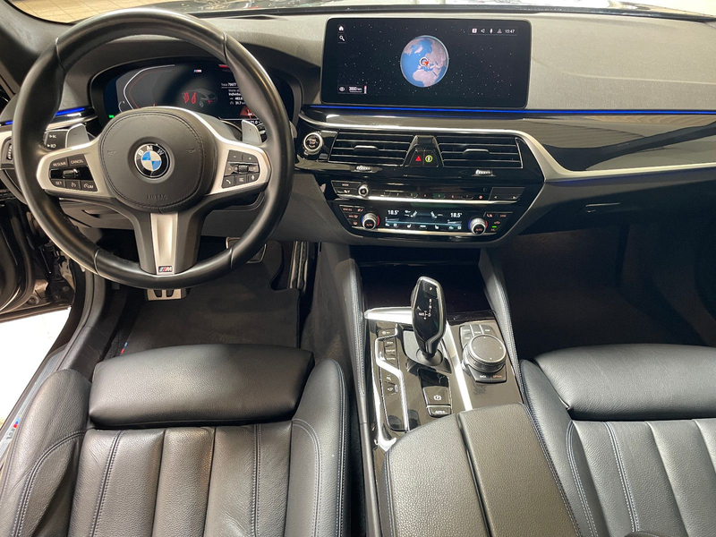BMW 530 i M Sport *FACELIFT*Panorama*Head Up*H&K*360° — photo 9
