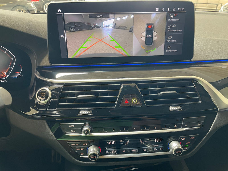 BMW 530 i M Sport *FACELIFT*Panorama*Head Up*H&K*360° — photo 12