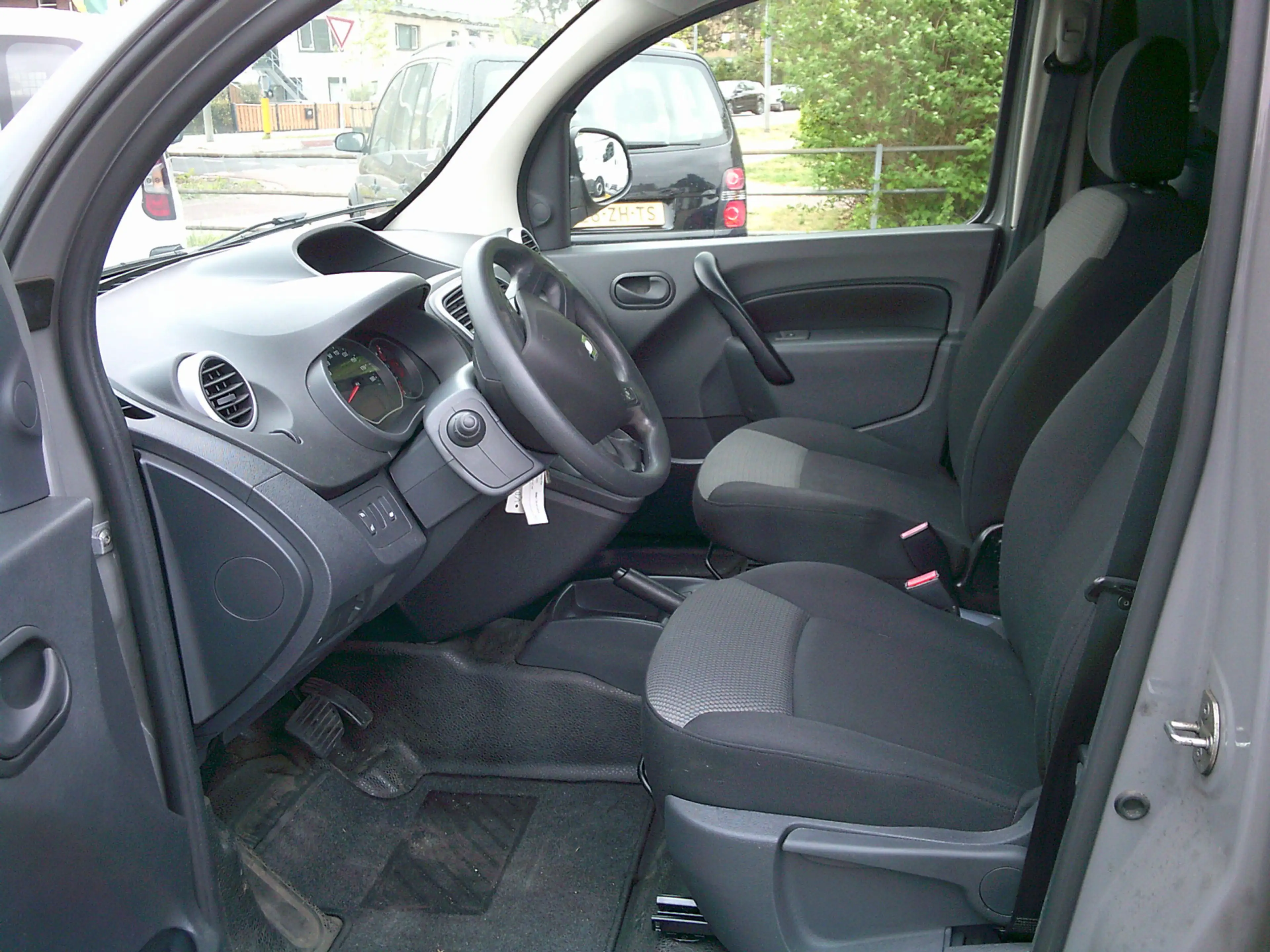 Renault Kangoo 1.2 TCe 115 EDC Comfort BENZINE UITVOERING !! + A — photo 9
