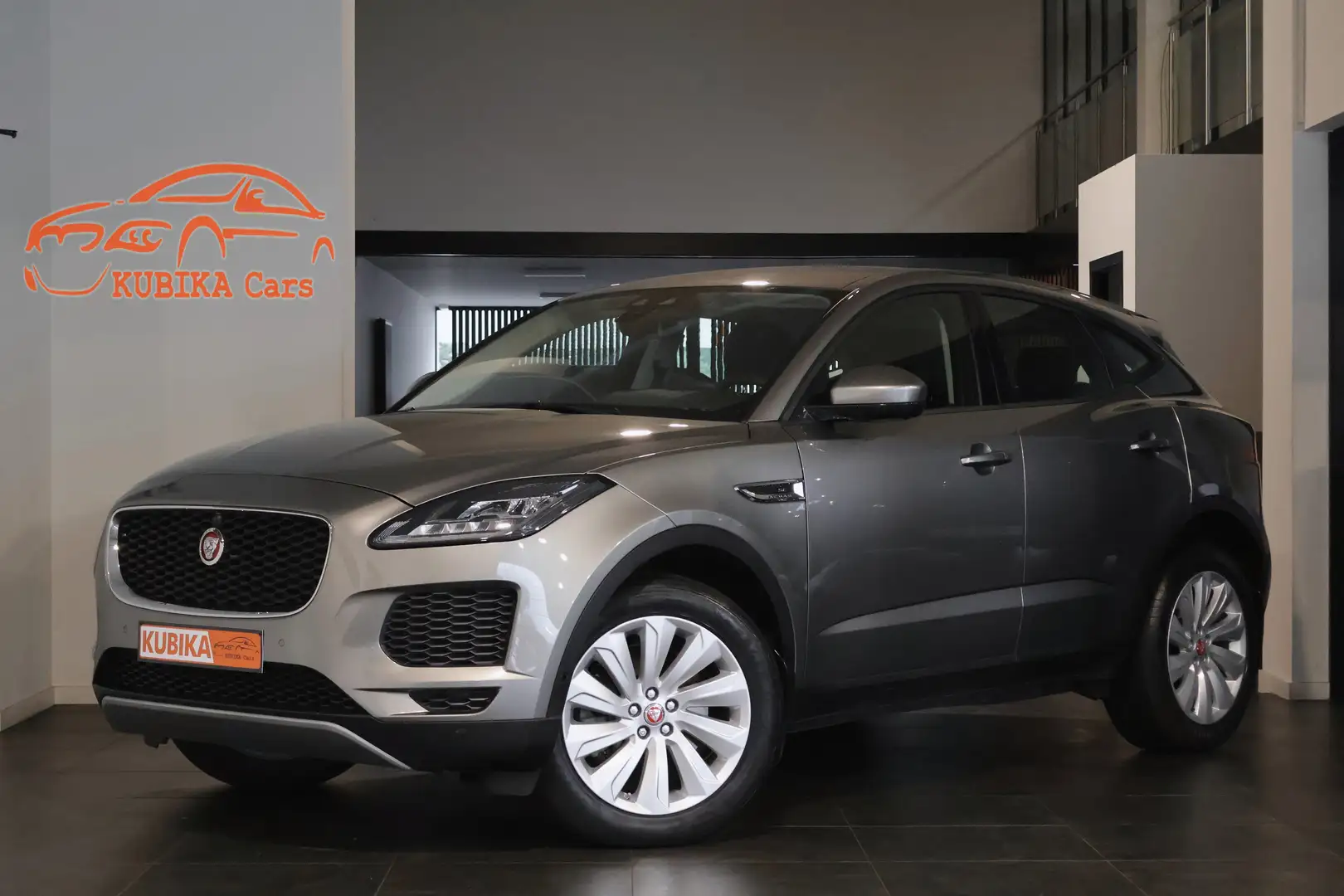 Jaguar E-Pace E-Pace P200 AWD HSE 360C LijnA LED Garantie * Beige - 1