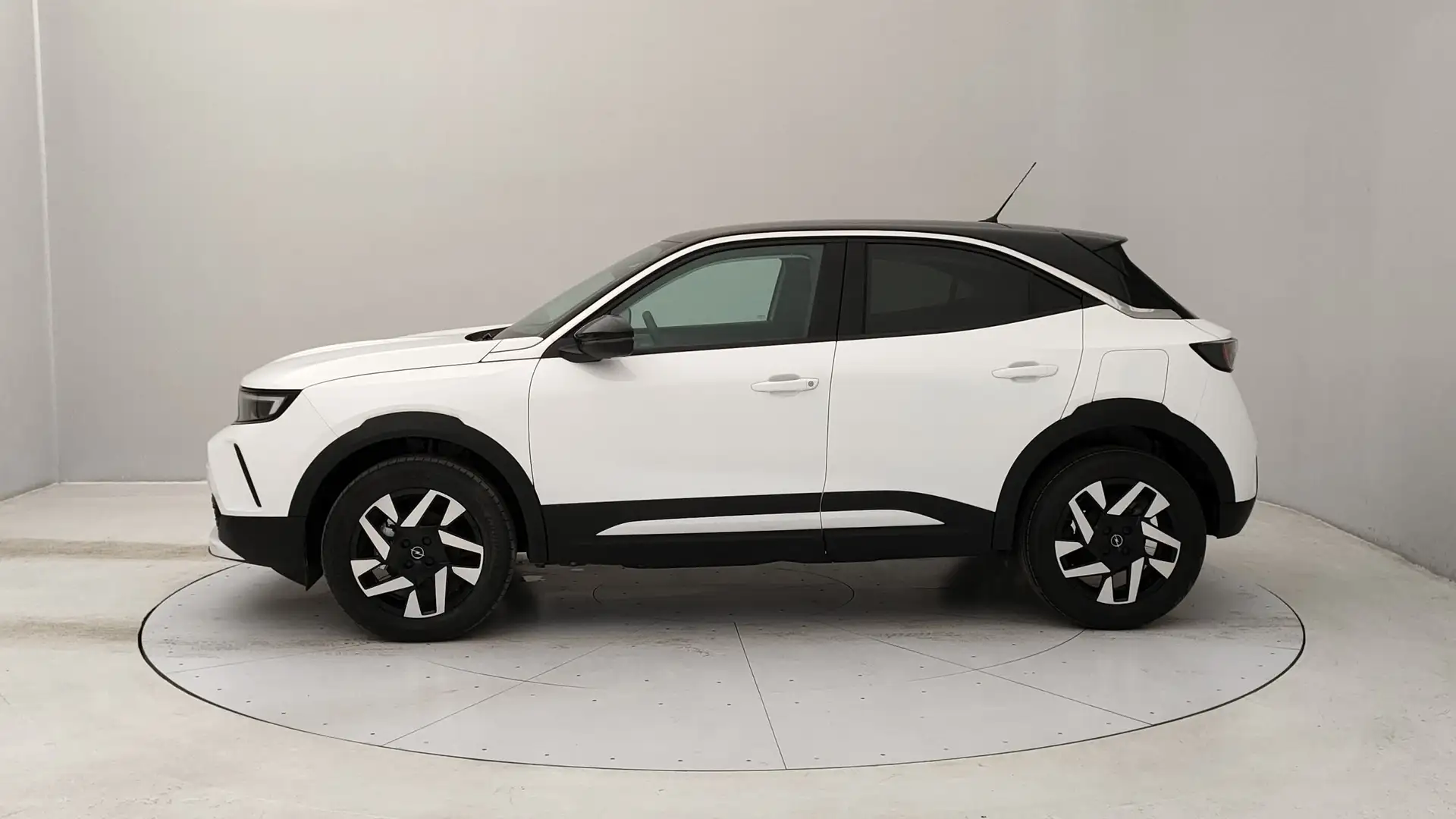 Opel Mokka 1.2 T Edition Silver - 2