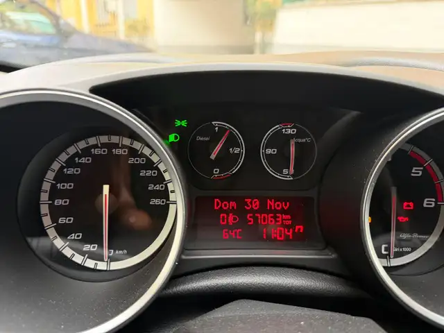 Alfa Romeo Giulietta Giulietta III 2010 1.6 jtdm Progression 120cv