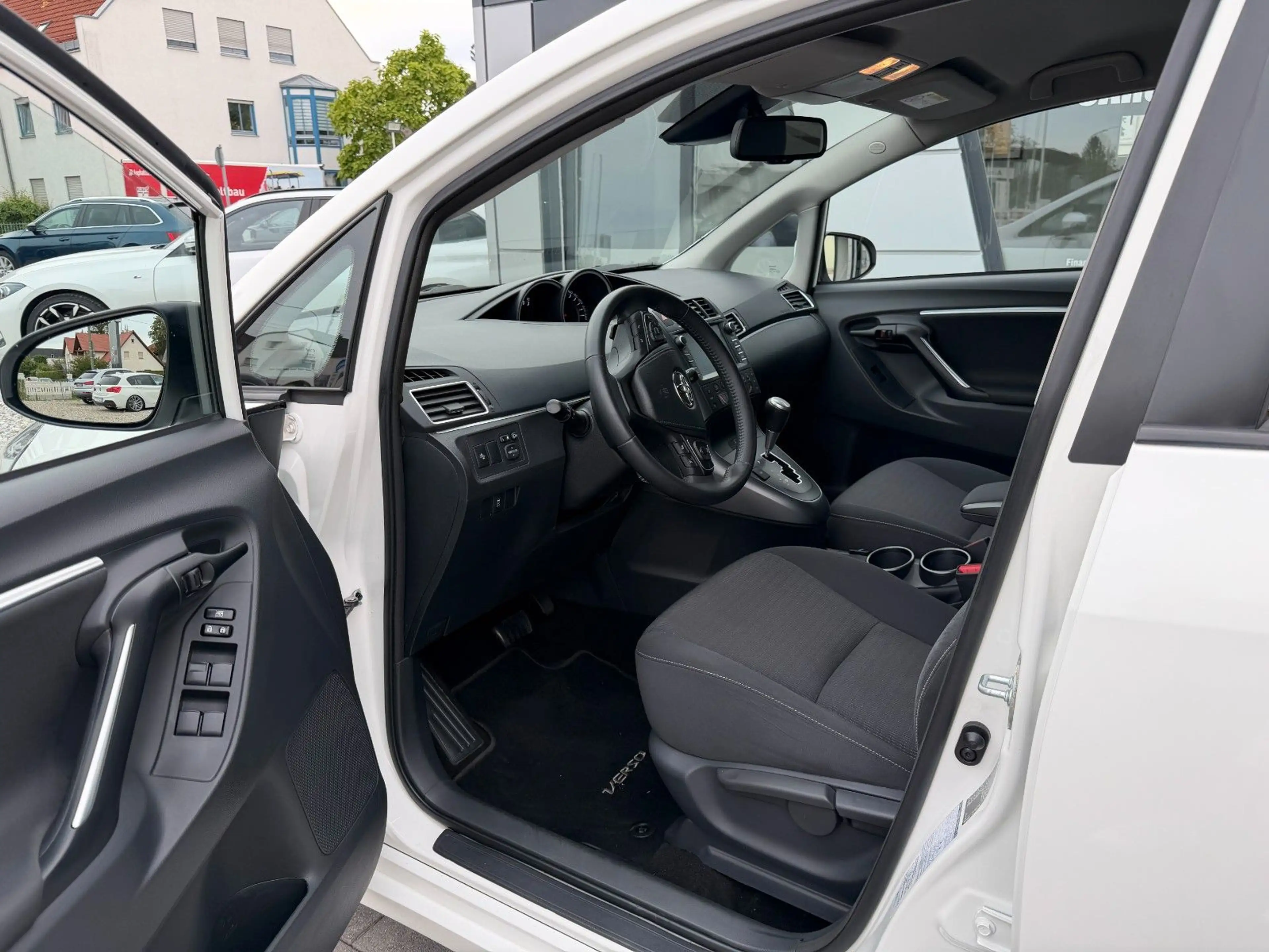 Toyota Verso 1.8Ltr Edition S+*Garantie*Kamera*Aut*Navi — photo 15