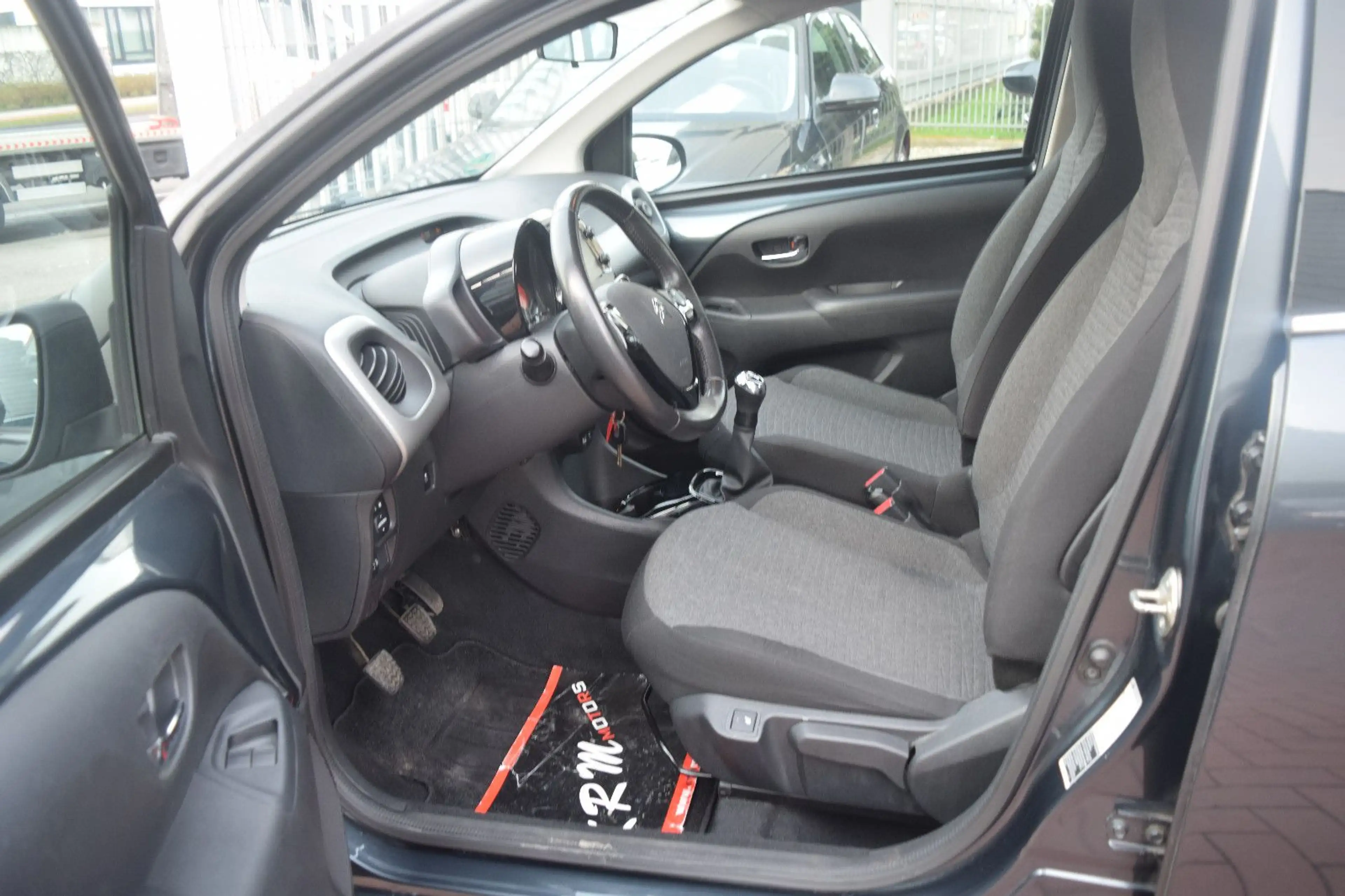 Citroen C1 Airscape TÜV/AU NEU,RÜCKFAHRKAMERA,KLIMA,USB — photo 8