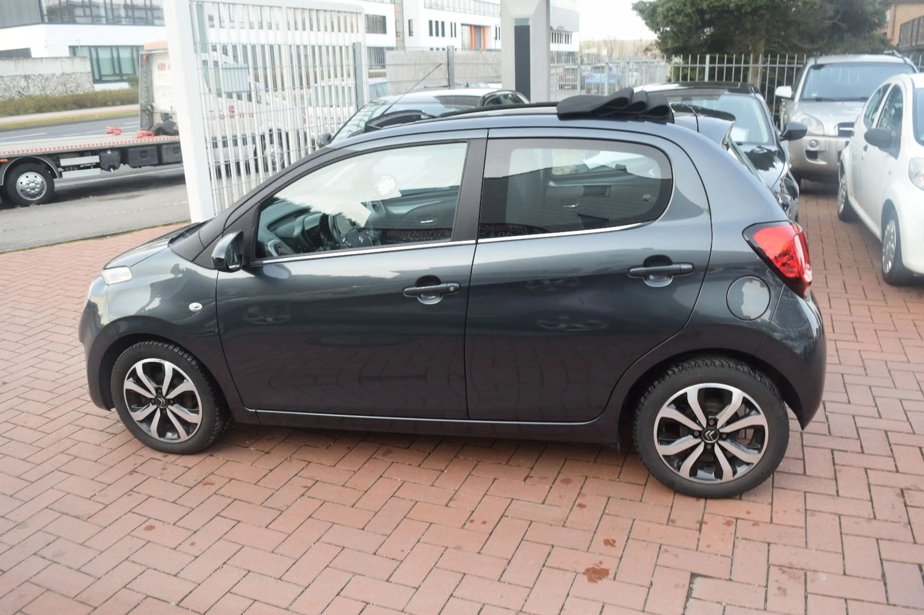 Citroen C1 Airscape TÜV/AU NEU,RÜCKFAHRKAMERA,KLIMA,USB — photo 6