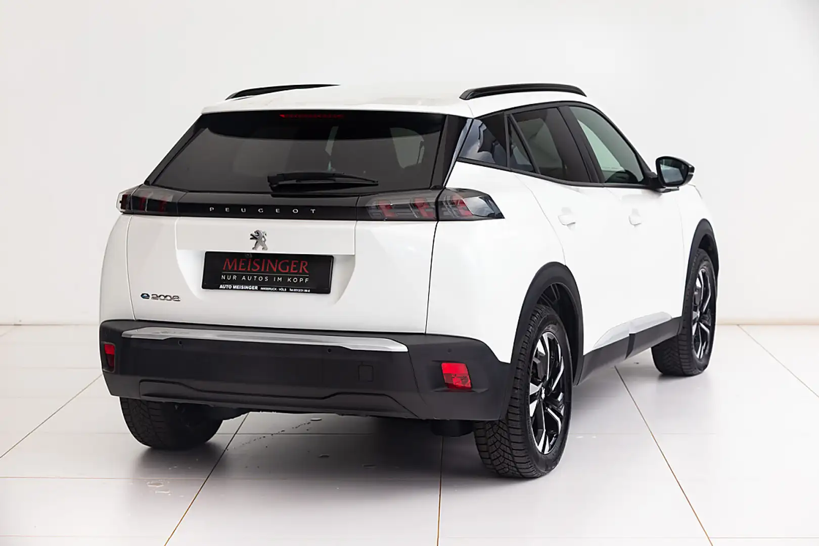 Peugeot e-2008 50kWh Allure Pack Weiß - 2