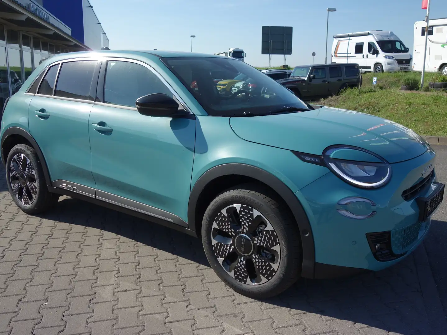 Fiat 600 Hybrid La Prima *DCT Navi Massage Sitz LED* Blau - 2