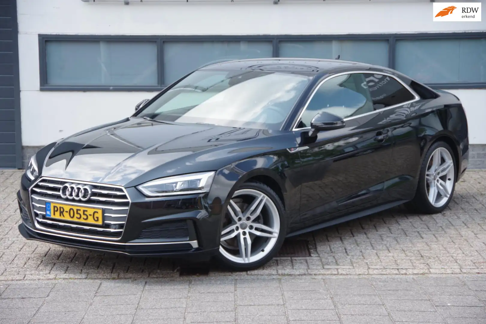 Audi A5 Coupé 2.0 TFSI ultra Launch Edition Zwart - 1