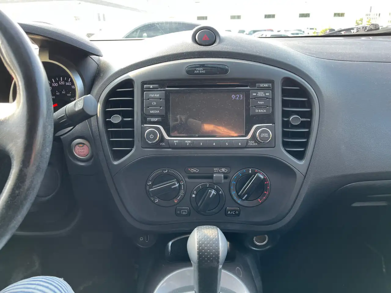 Nissan Juke снимка Nissan Juke