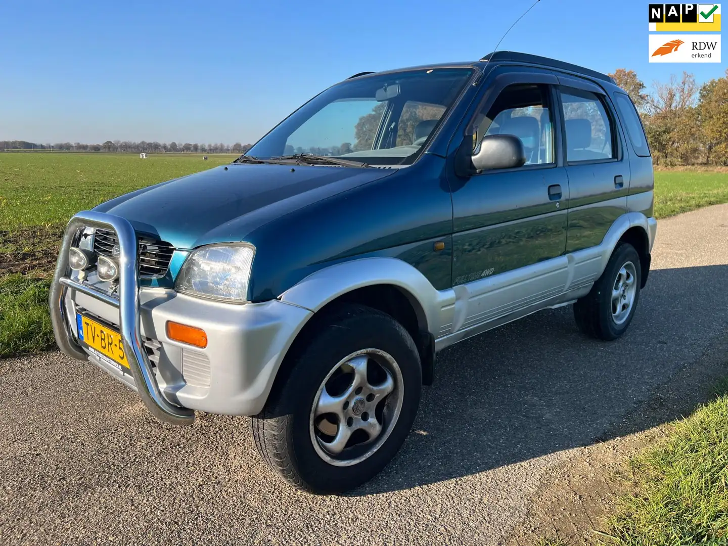 Daihatsu Terios 1.3 SX EXPORT CROSS GEEN APK Blau - 1