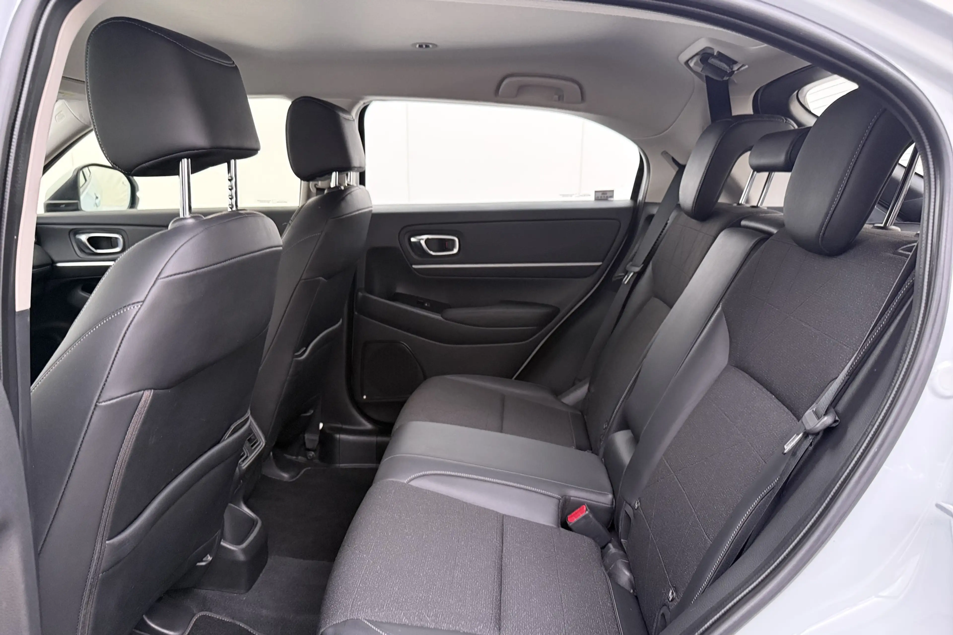 Honda HR-V 1.5 120 PK Hybrid Advance Carplay Adapt. Cruise Ca — photo 12