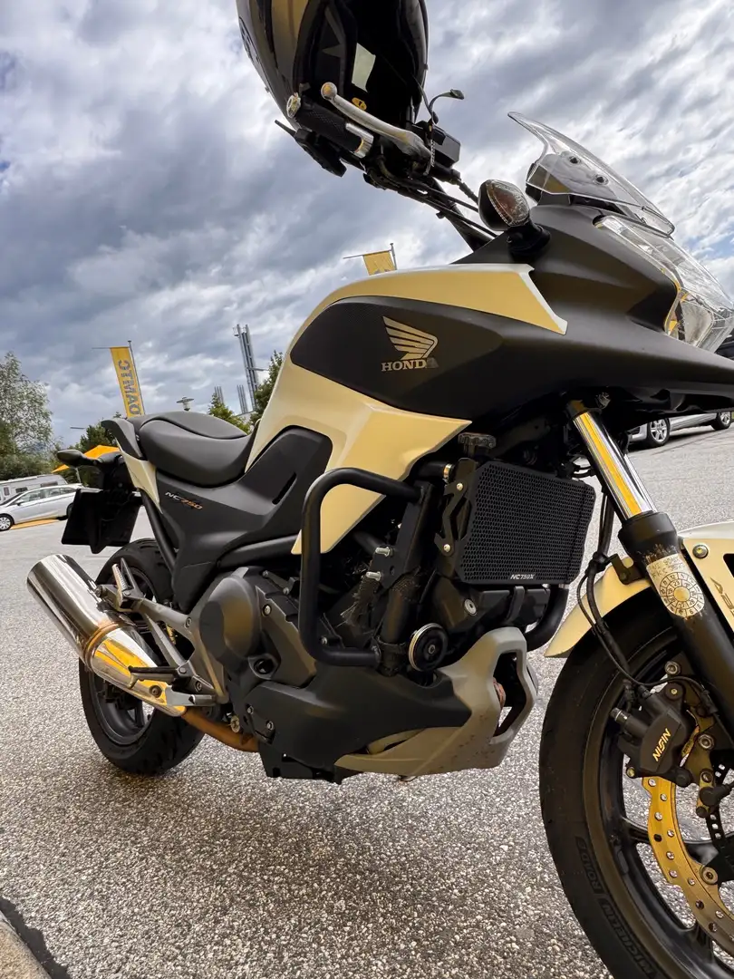 Honda NC 750 Honda NC750x ABS DCt Alb - 1