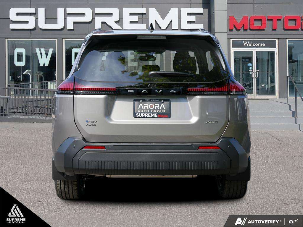 2026 Toyota RAV4 XLE / CLEAN CARFAX / LEATHER / ALLOYS /CARPLAY/BSM — photo 1