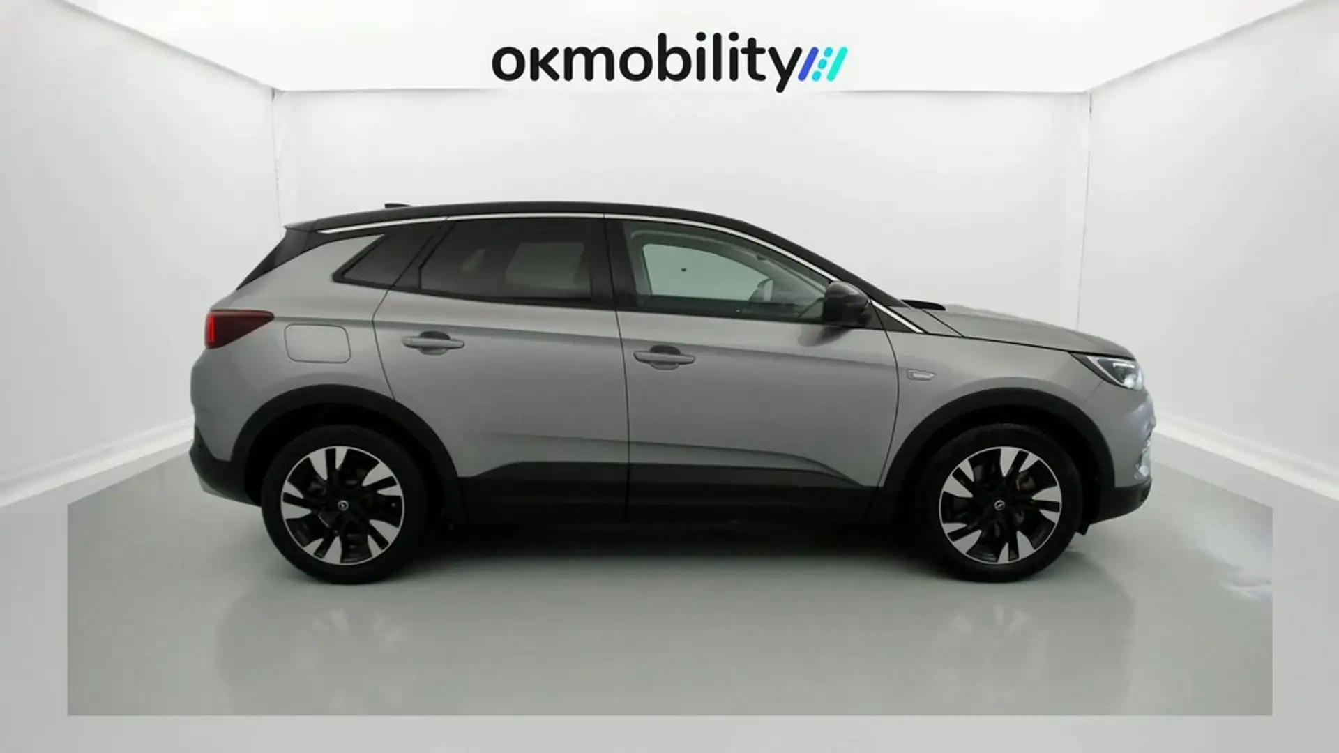 Opel Grandland X 1.6 PHEV 300 AT ultimate Plateado - 2