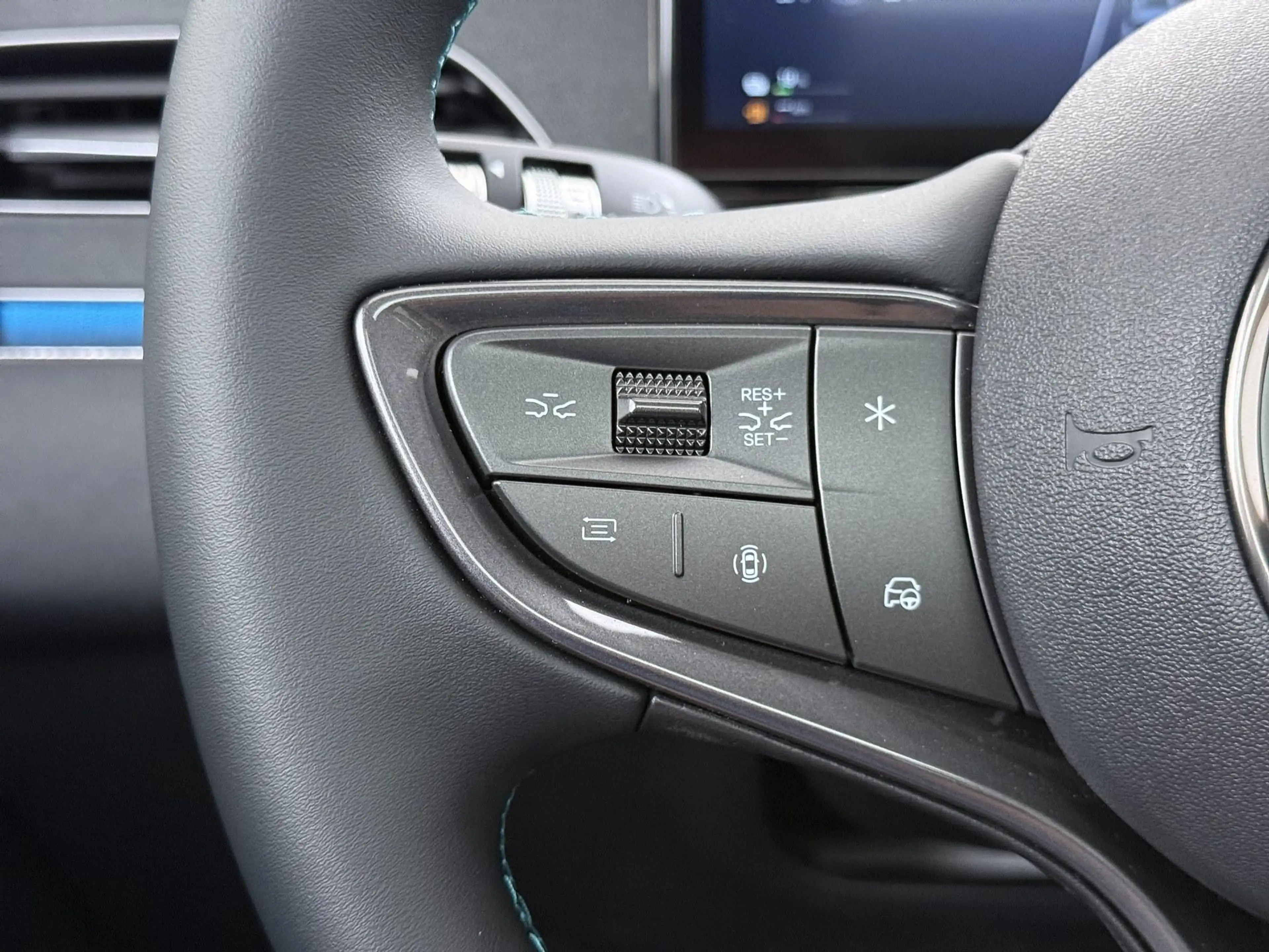 BYD Seal 6 Touring 1.5 DM-i Comfort Lite PHEV | Pano | — photo 10