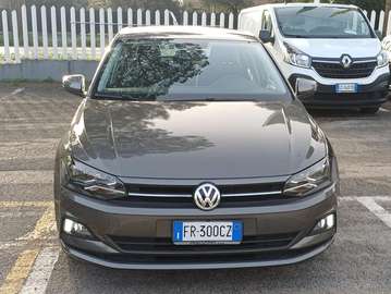 Polo VI 2017 5p 1.0 mpi Comfortline 75cv