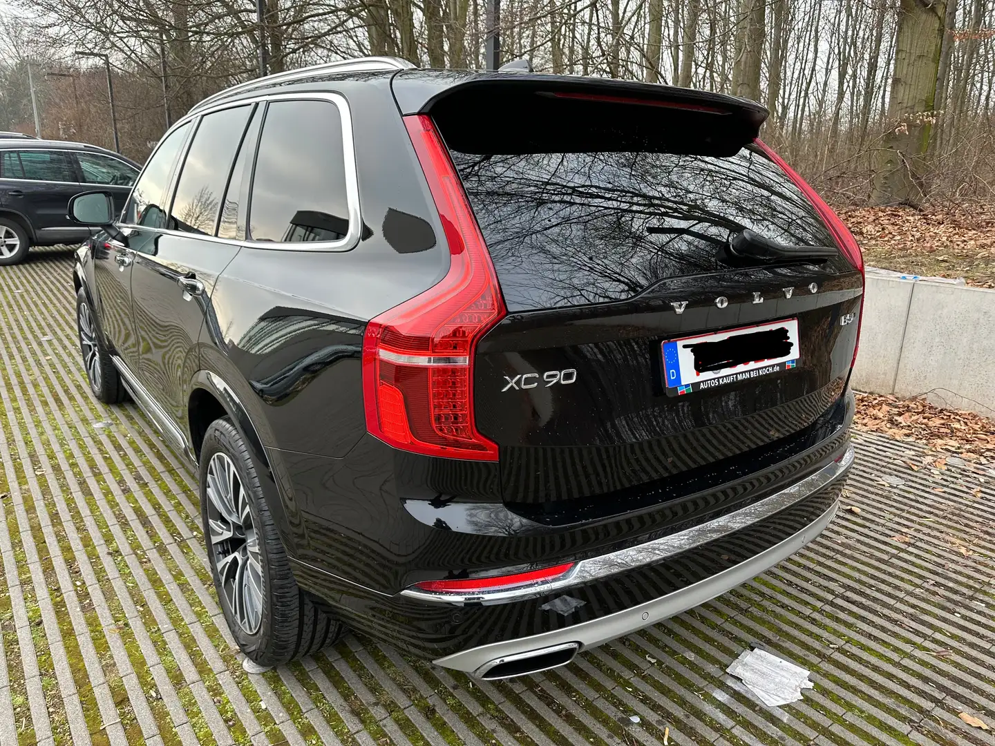 Volvo XC90 2.0 MHEV GEARTRONIC AWD INSCRIPTION Schwarz - 2