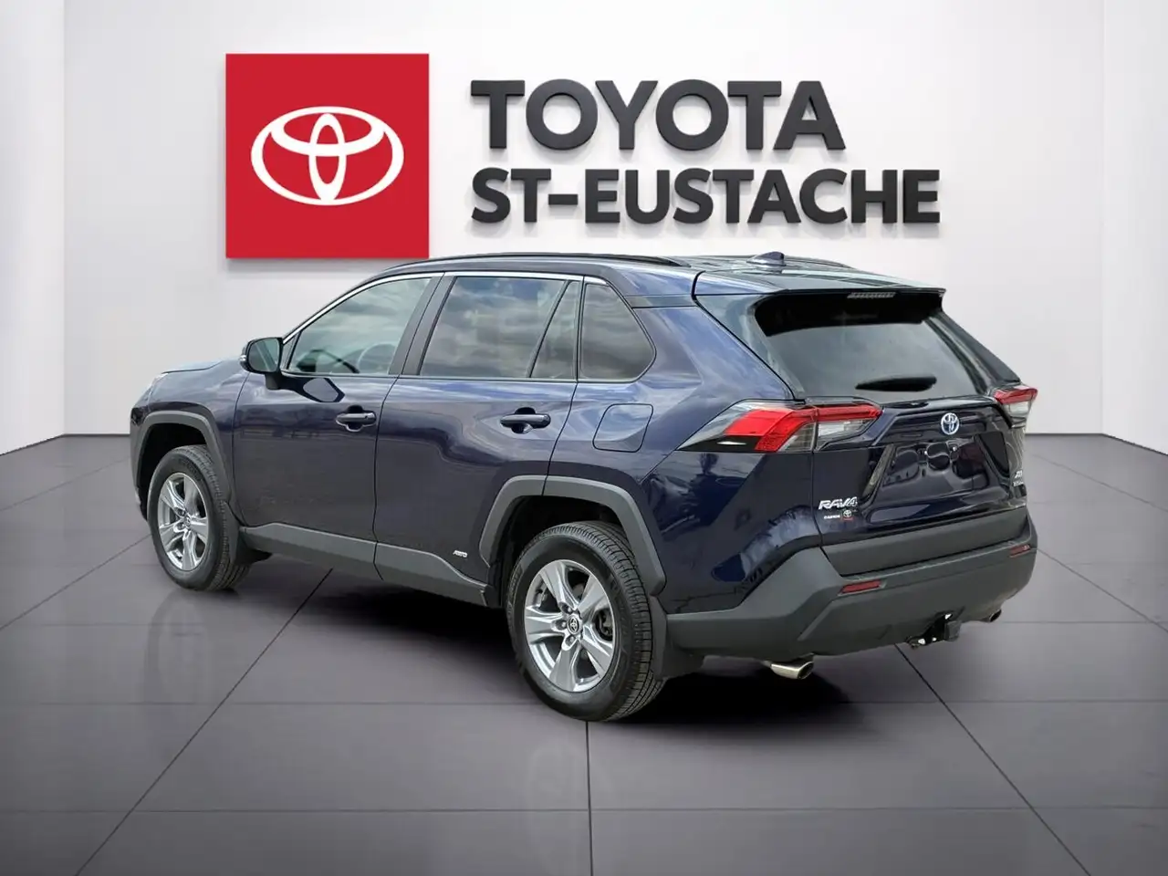 Toyota RAV 4 снимка Toyota RAV 4