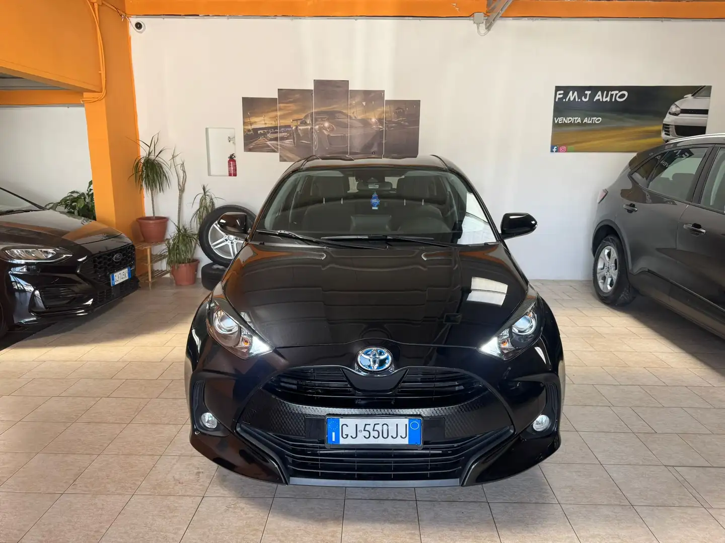 Toyota Yaris Yaris 1.5h Business Nero - 2