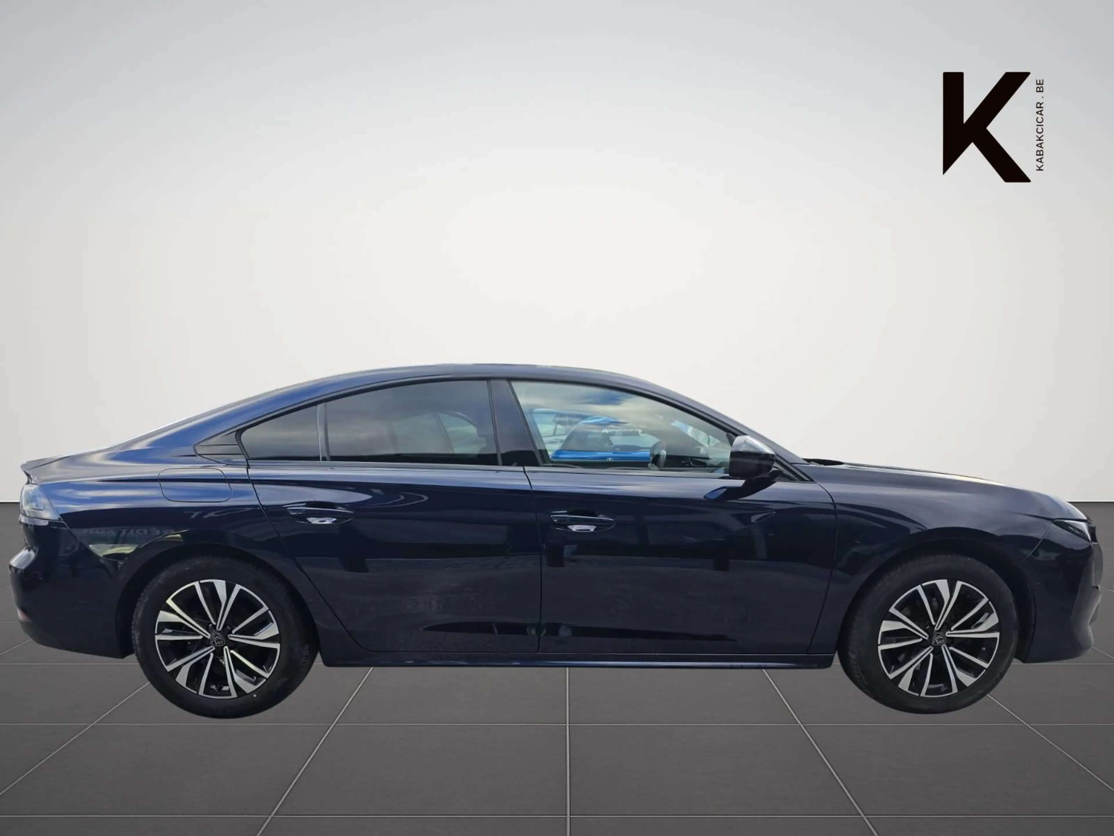 Peugeot 508 1.2i B.V AUTOMATIQUE *ATTELAGE*CARPLAY/ANDROID*GPS *CAMERA RECUL *HAYON ELECTRIQUE *ANGLE MORT* — photo 8