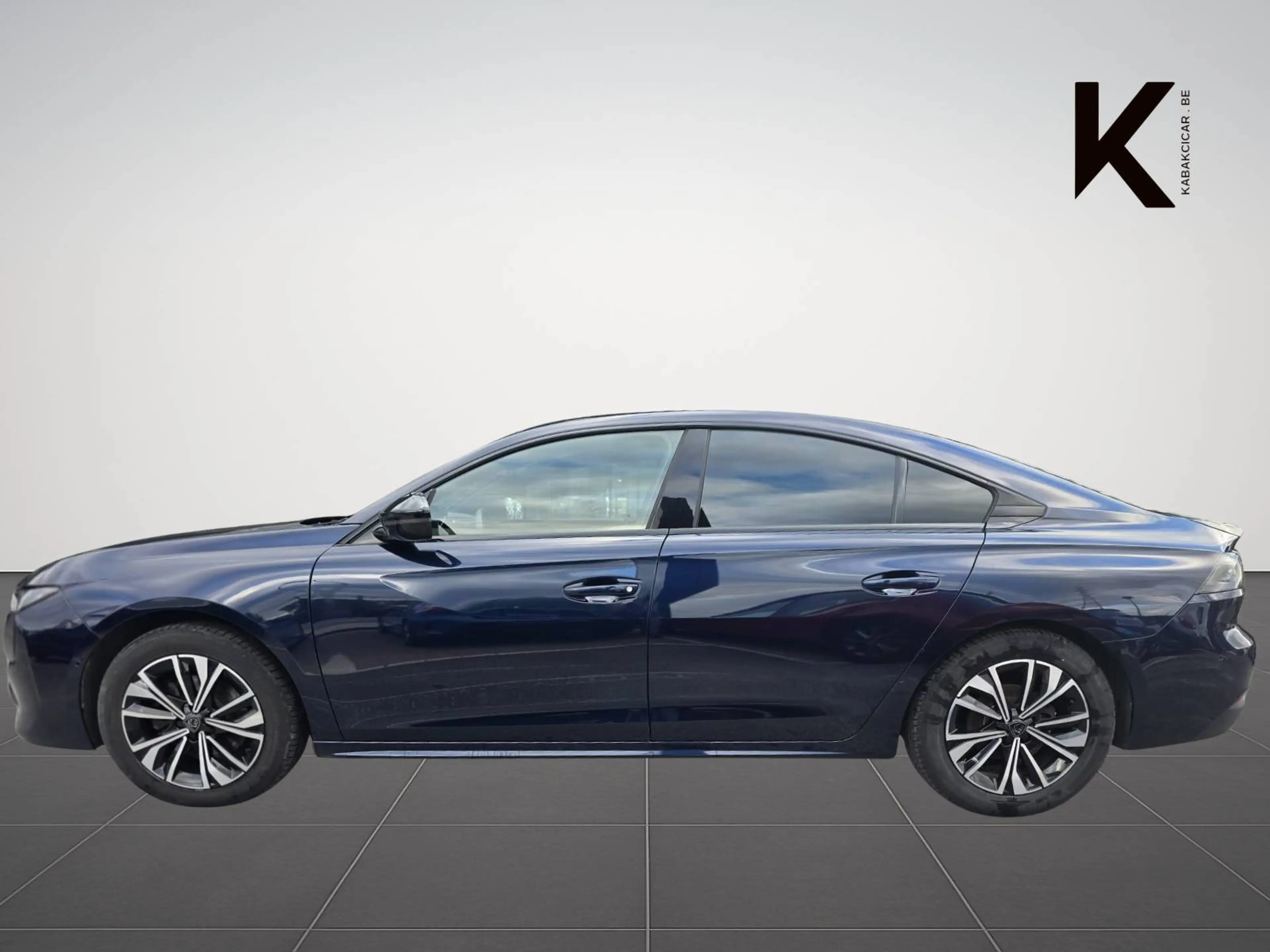 Peugeot 508 1.2i B.V AUTOMATIQUE *ATTELAGE*CARPLAY/ANDROID*GPS *CAMERA RECUL *HAYON ELECTRIQUE *ANGLE MORT* — photo 4