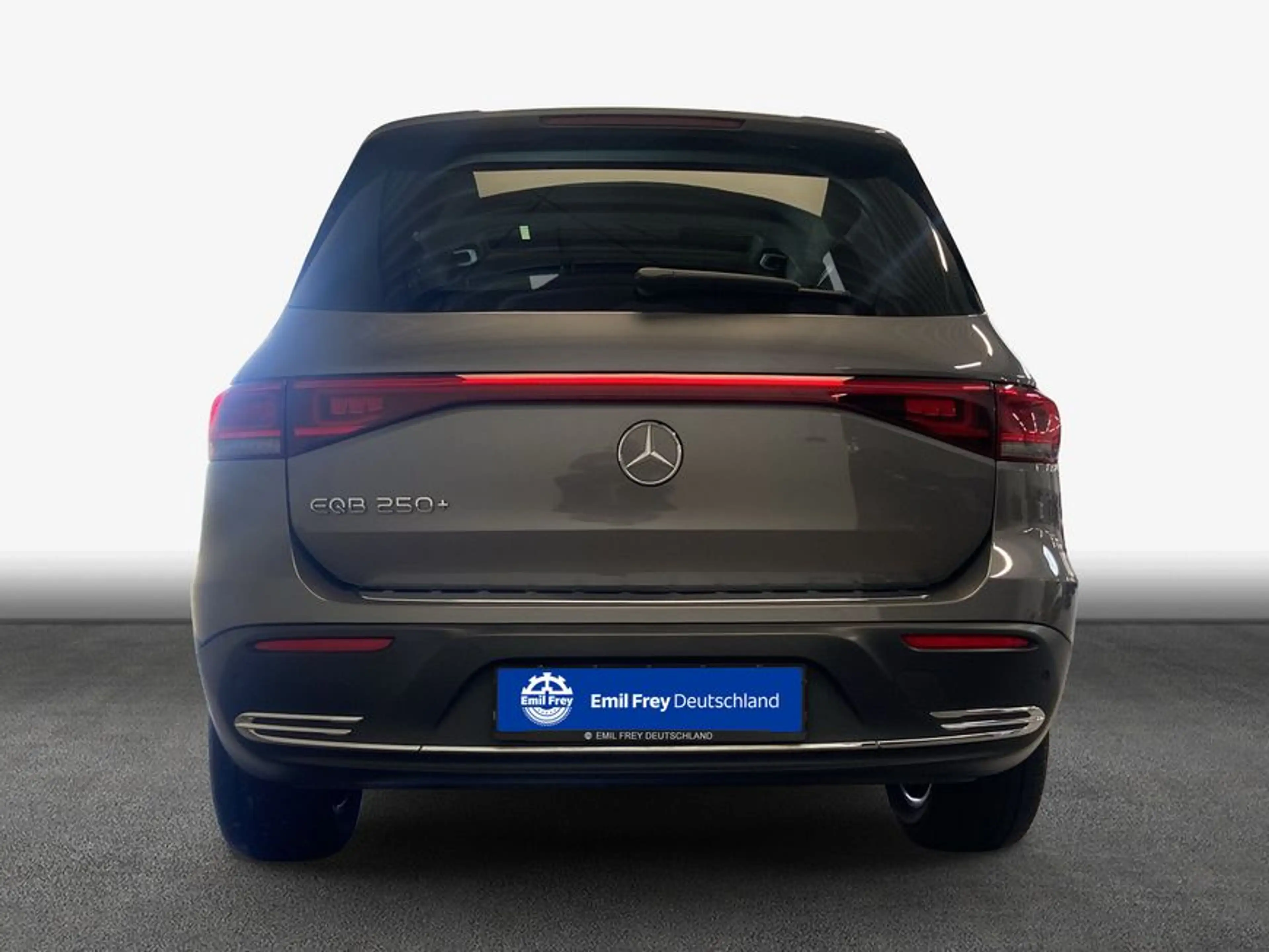 Mercedes-Benz EQB 250 EQB — photo 5