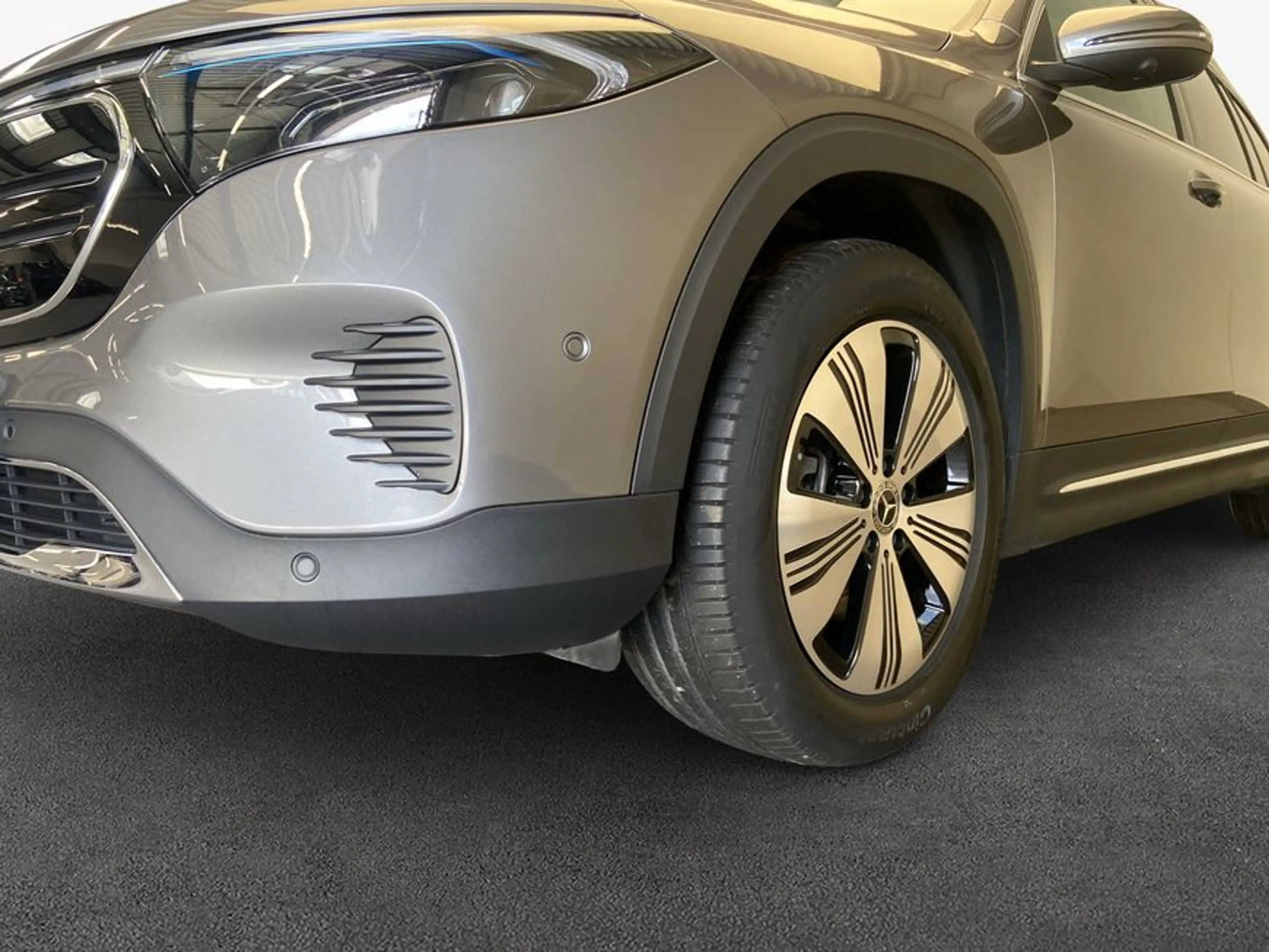 Mercedes-Benz EQB 250 EQB — photo 6