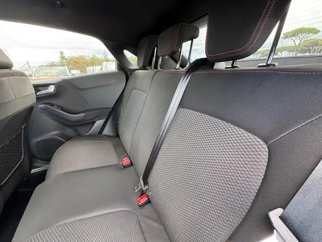 Ford Puma view 12