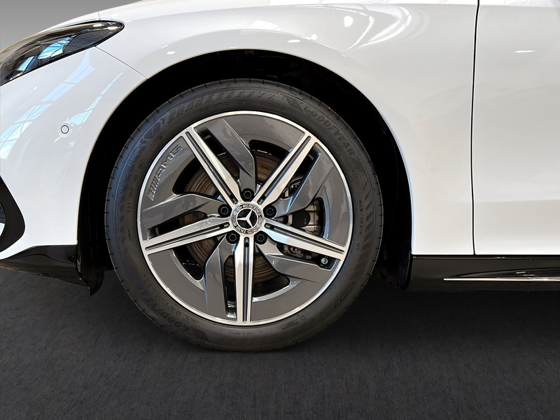 Mercedes-Benz CLA 250 + EQ AMG+LED+Kamera+Memory+Pano+LrHz+TotW — photo 7