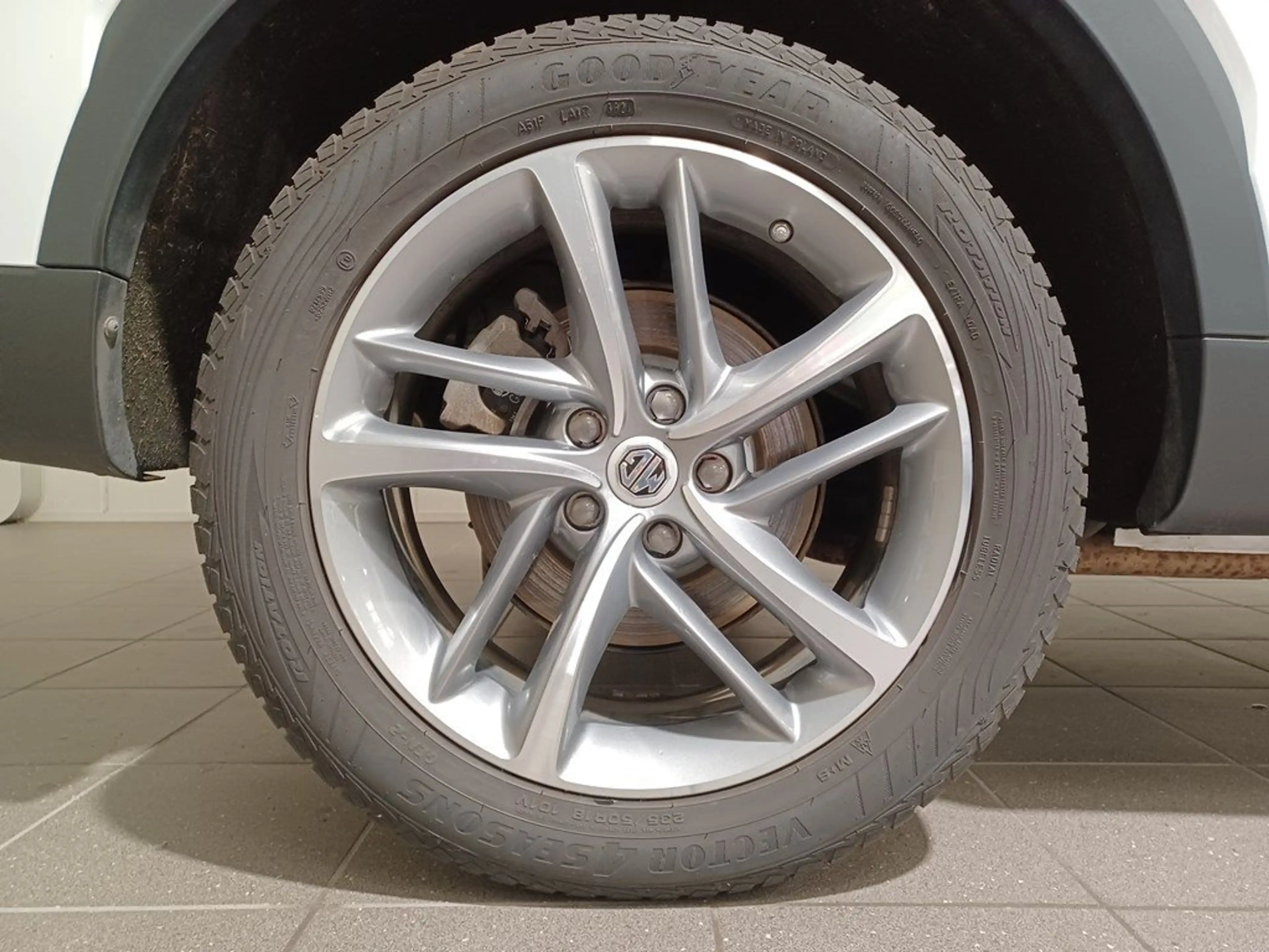 MG EHS 1,5i PHEV Luxury | ecoscore 76 | BTW aftrekbaar — photo 6
