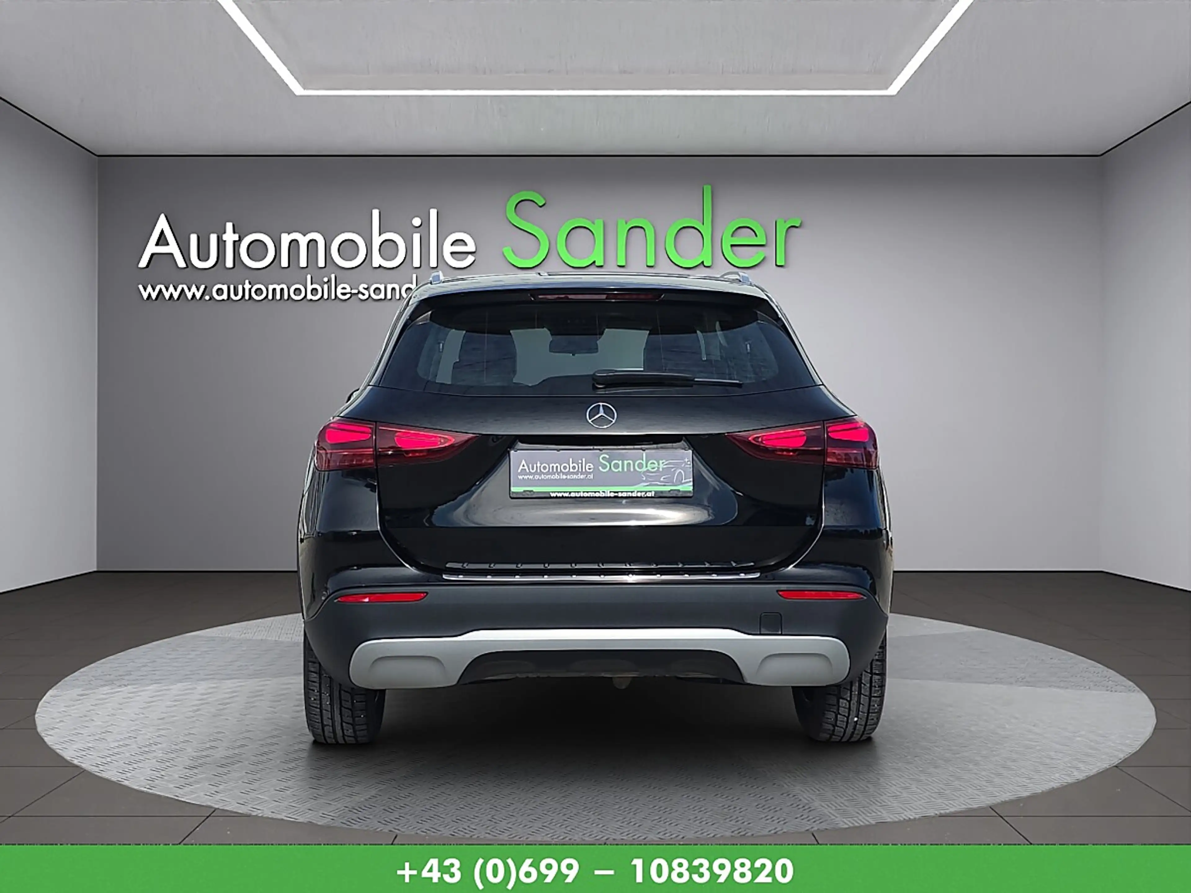 Mercedes-Benz GLA 180 Österreich-Edition Aut.*1.BESITZ/LED/NAVI* — photo 9