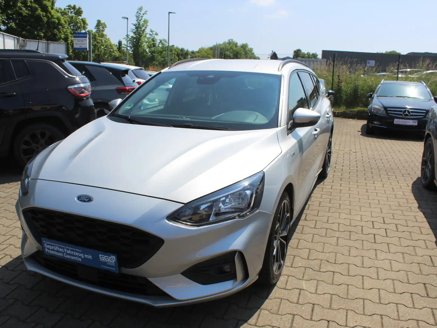 Ford Focus Turnier ST-Line Automatik B&O Kamera ACC Gris - 1