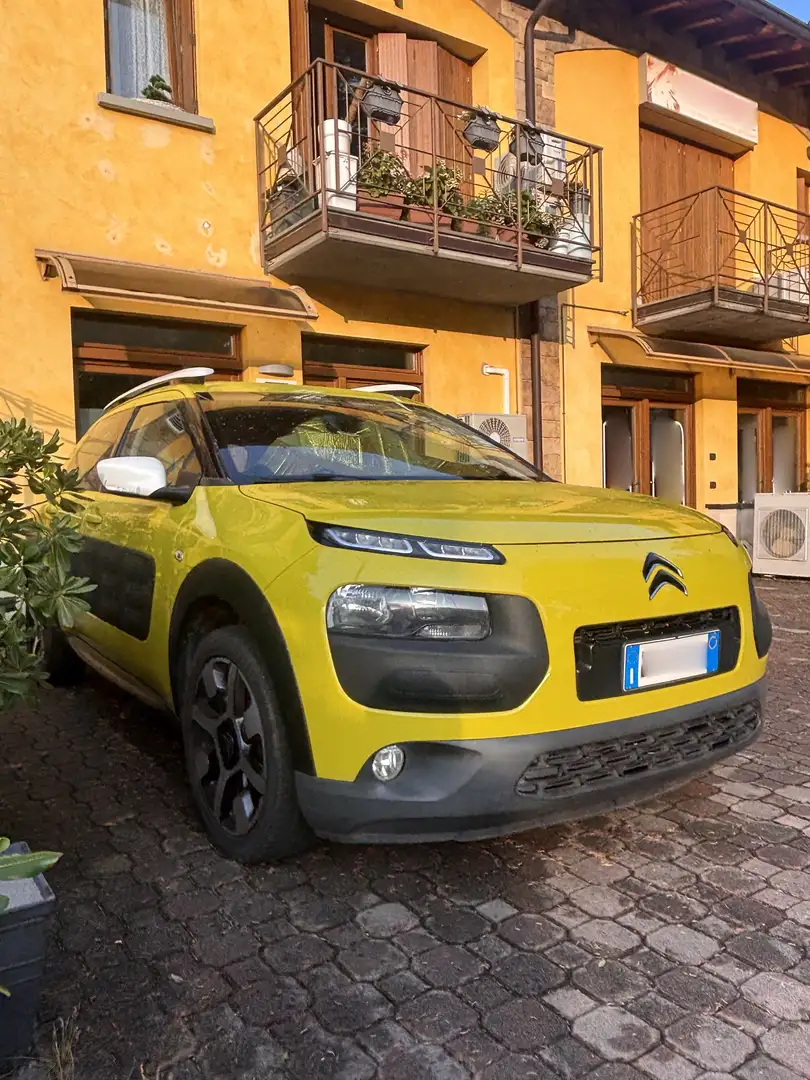 Citroen C4 Cactus 1.2 Puretech 82 CV OK NEOPATENTATI Giallo - 1