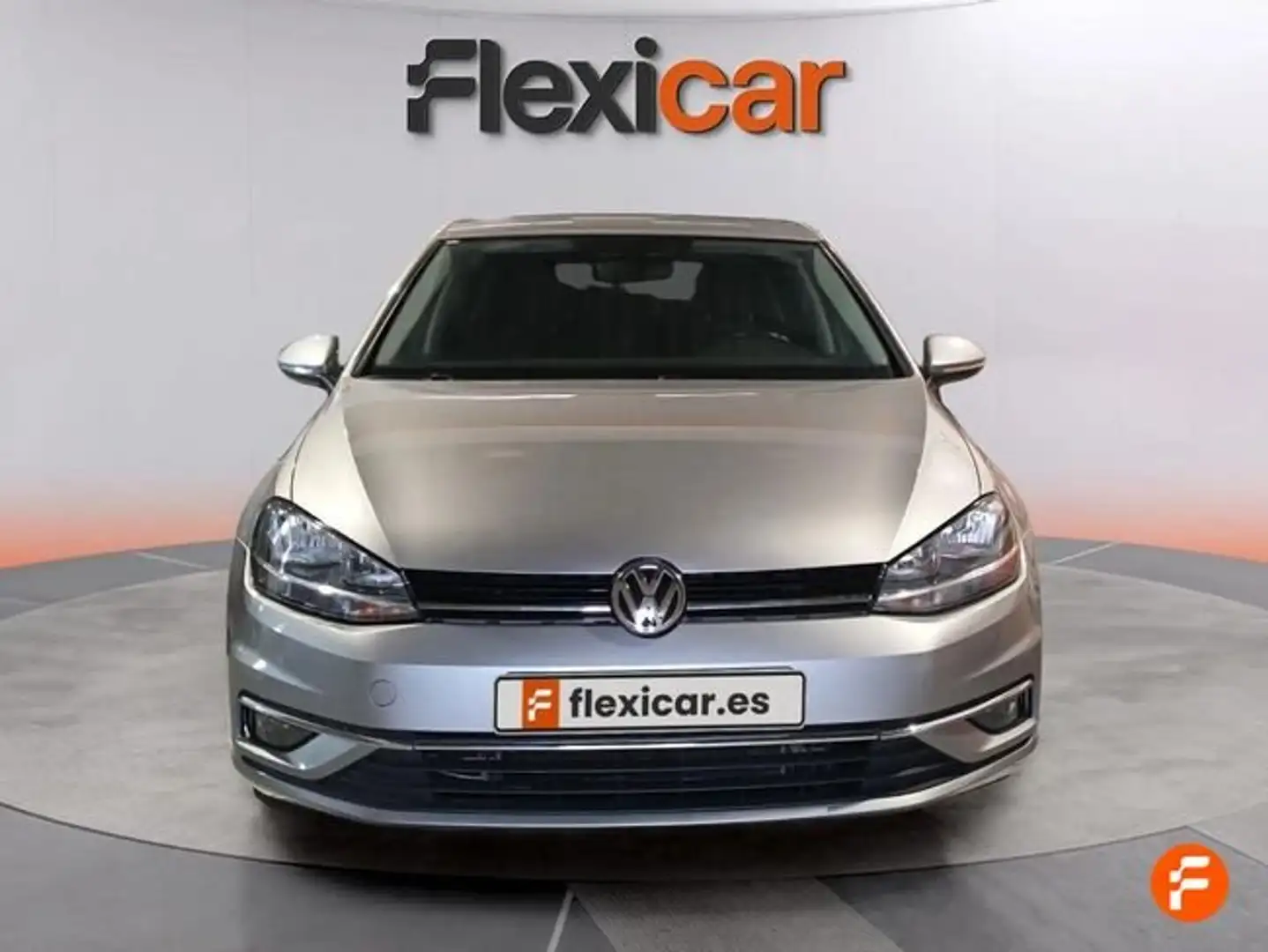 Volkswagen Golf 1.0 TSI Advance 81kW Gris - 2