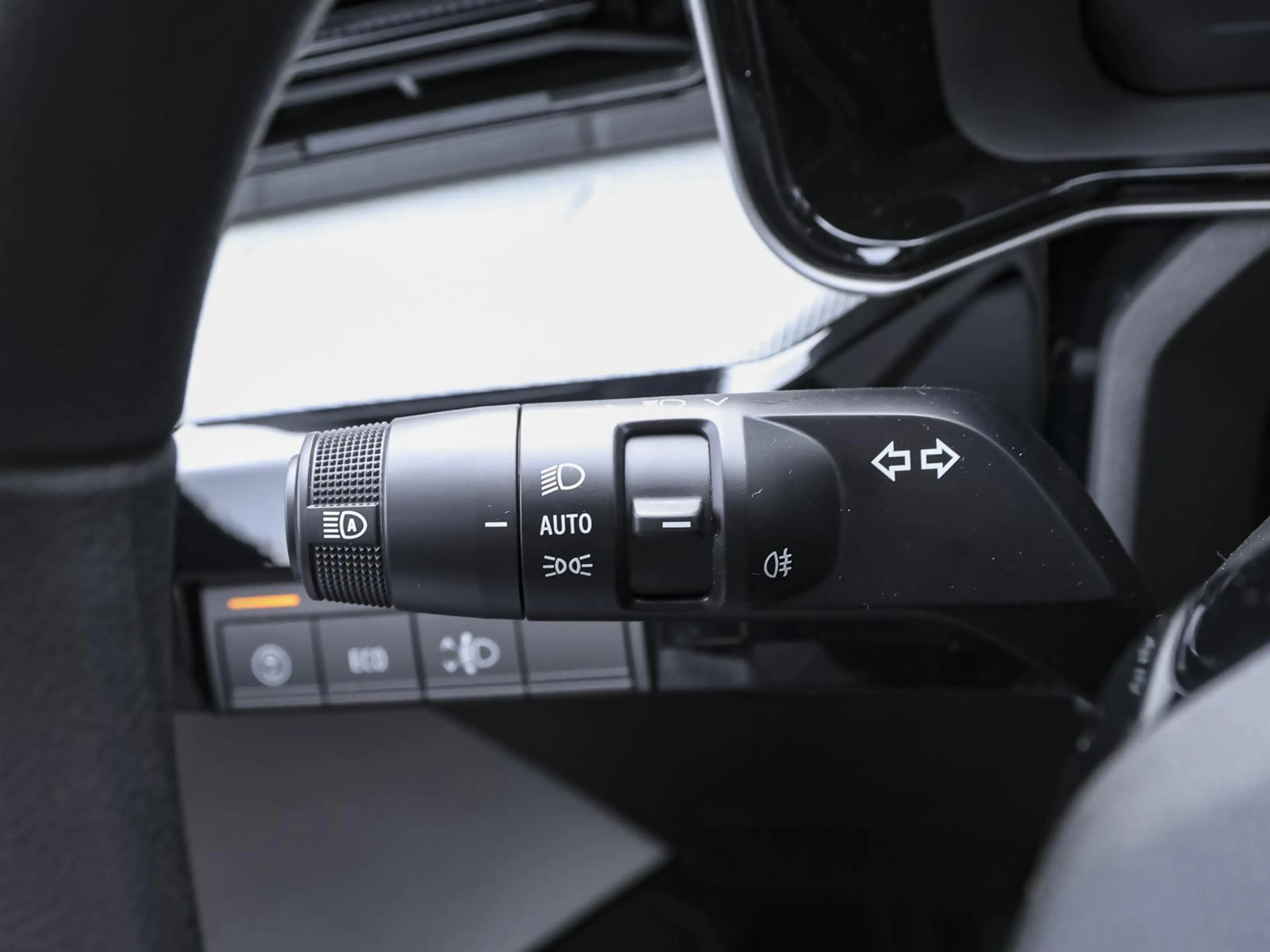 Renault R 4 4 E-Tech elektrisch Evolution 120 Urban Range SHZ — photo 15