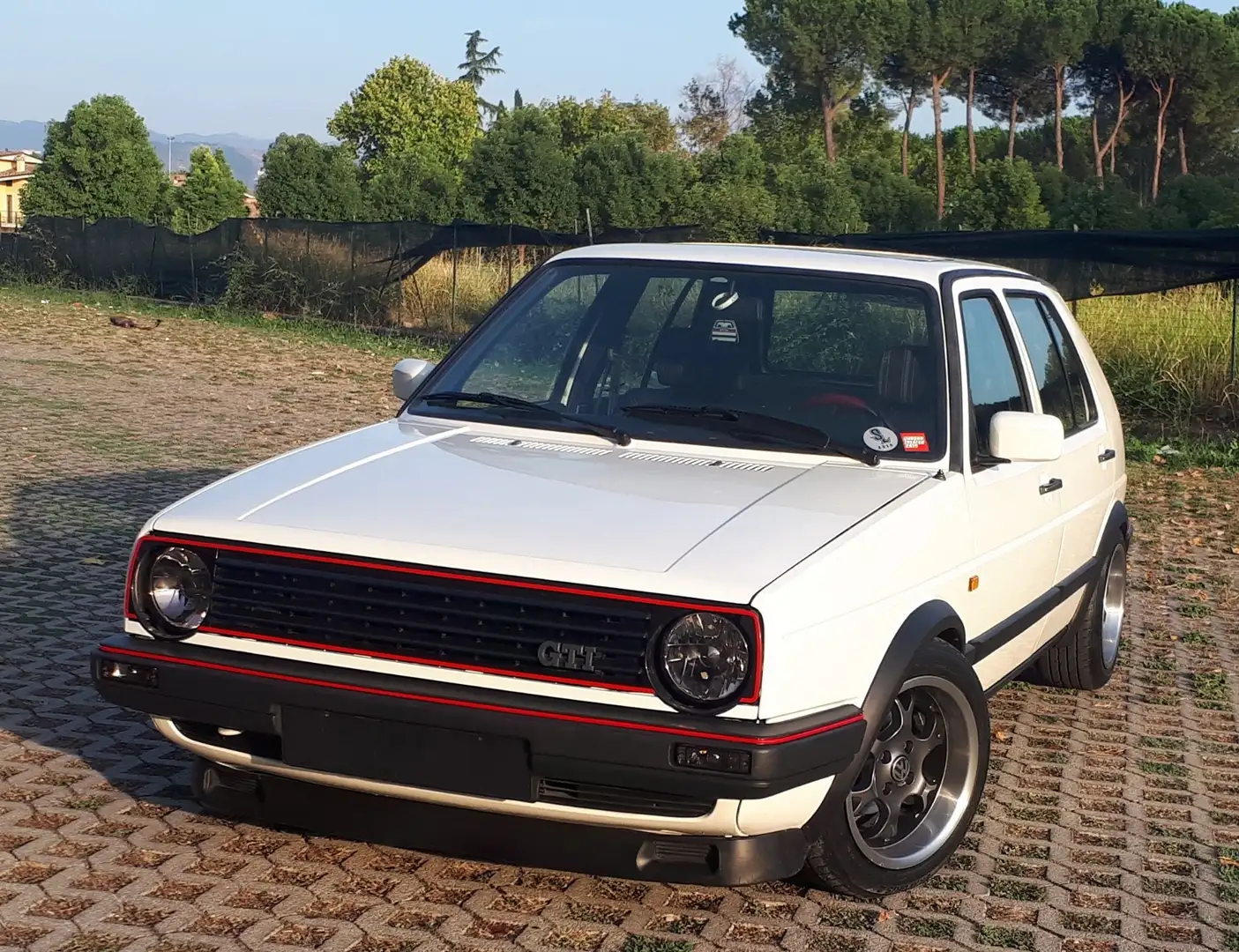 Volkswagen Golf GTI 5p 1.8 s/SS 5m - 2