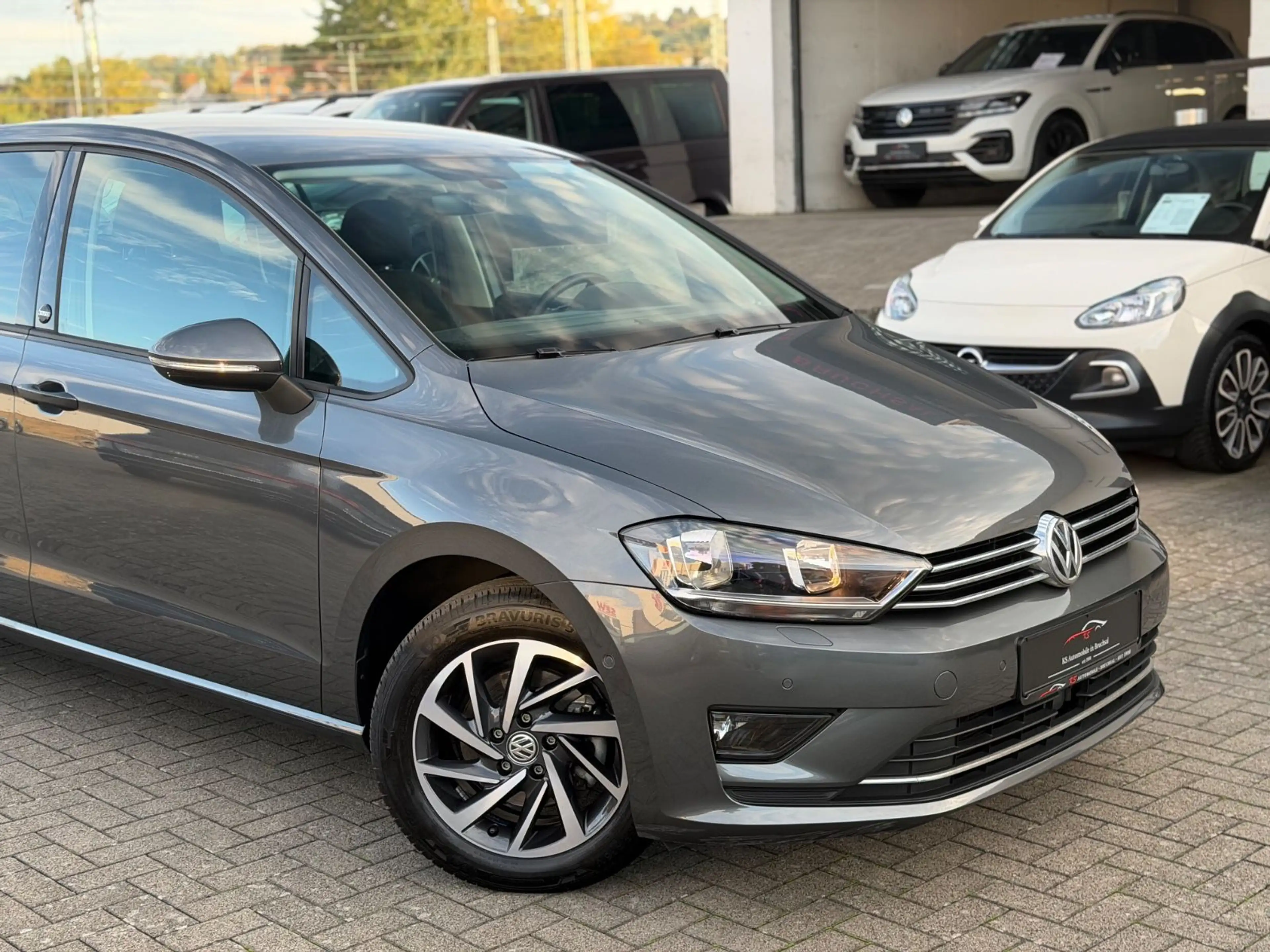 Volkswagen Golf Sportsvan VII 2.0 TDI Sound DSG*ACC*1.Hand* — photo 7